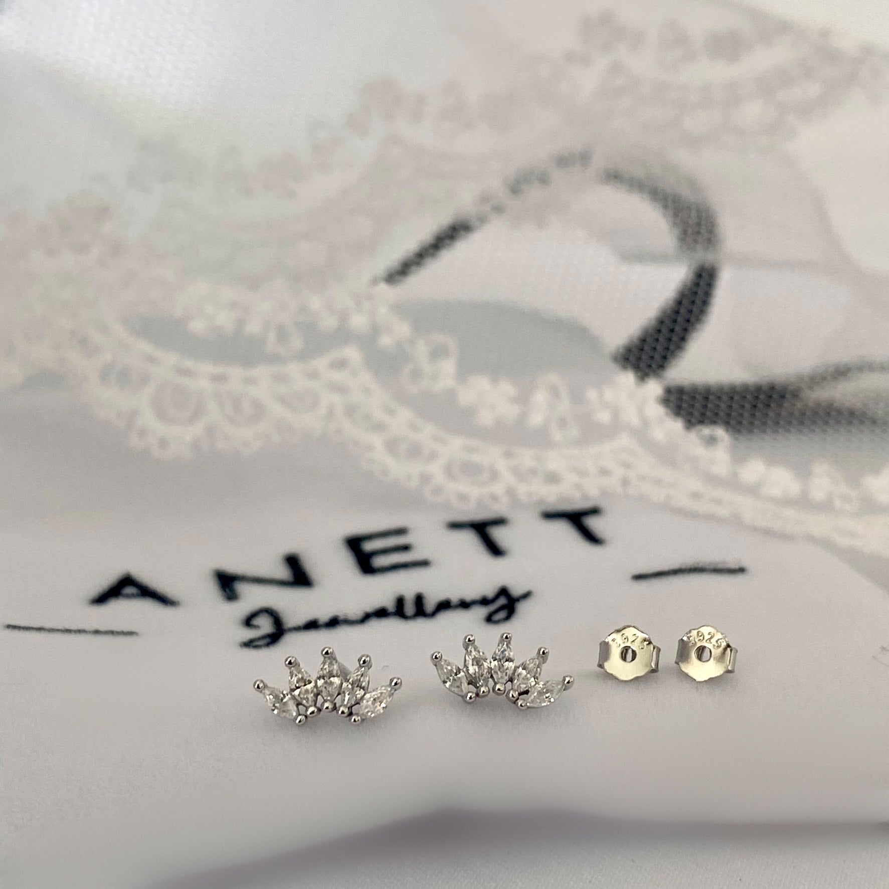 Swan SILVER Stud earrings 925 Sterling Silver