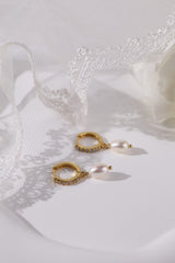 Elsa Fresh Pearl Drop Earrings