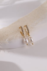 Elsa Fresh Pearl Drop Earrings