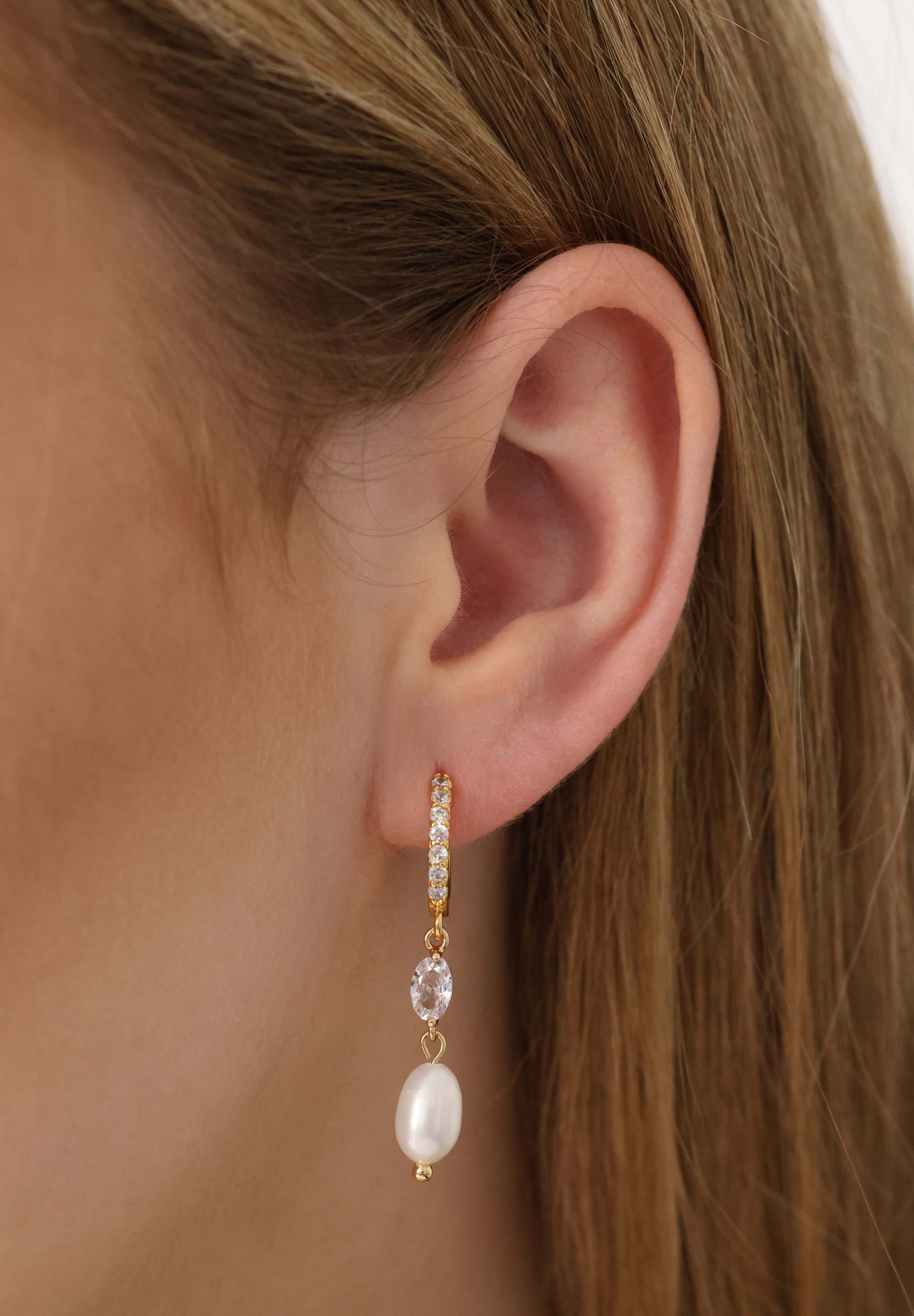 Margot Fresh Pearl Drop Earrings