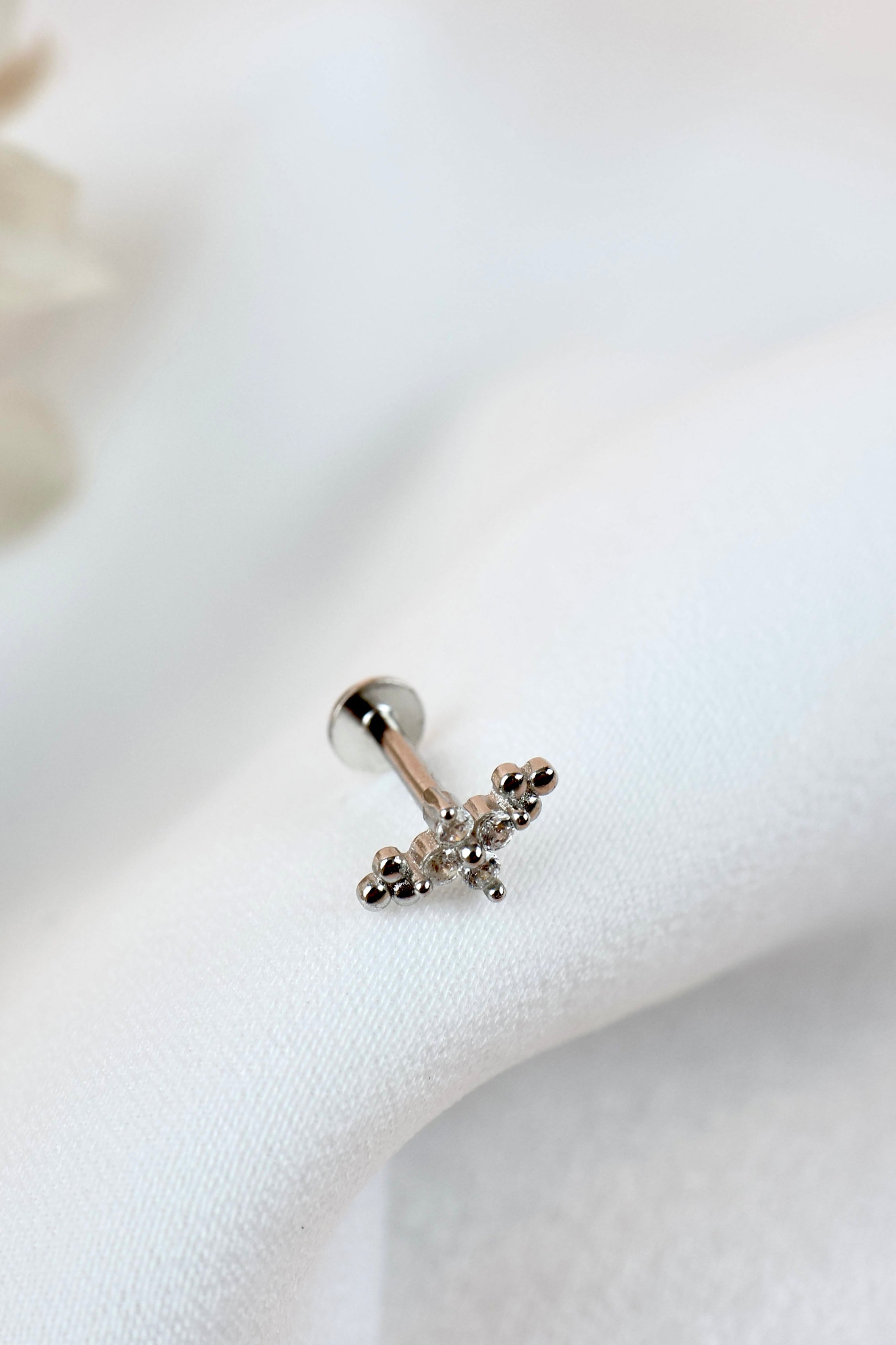 Tiny Clover Screw Flat Back Helix Stud Earring SILVER- 1 piece