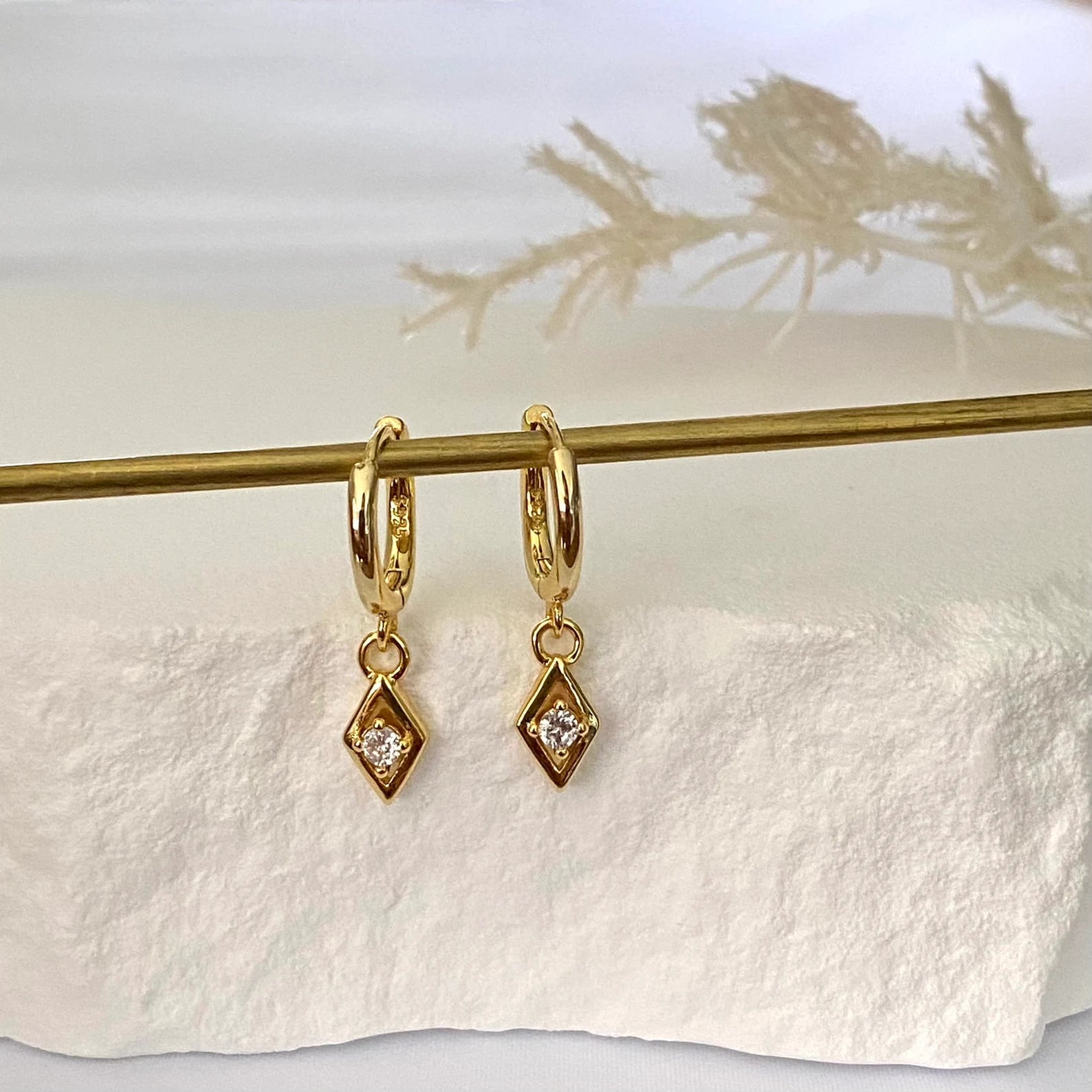 Diamond Rhombus Gold Dangle Earrings