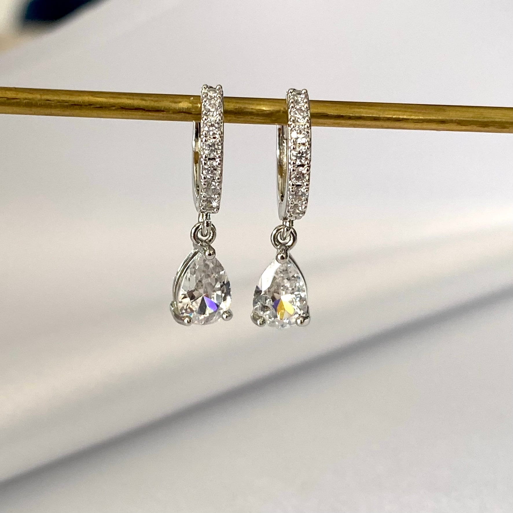 Vintage Classic SilverTeardrop Earrings