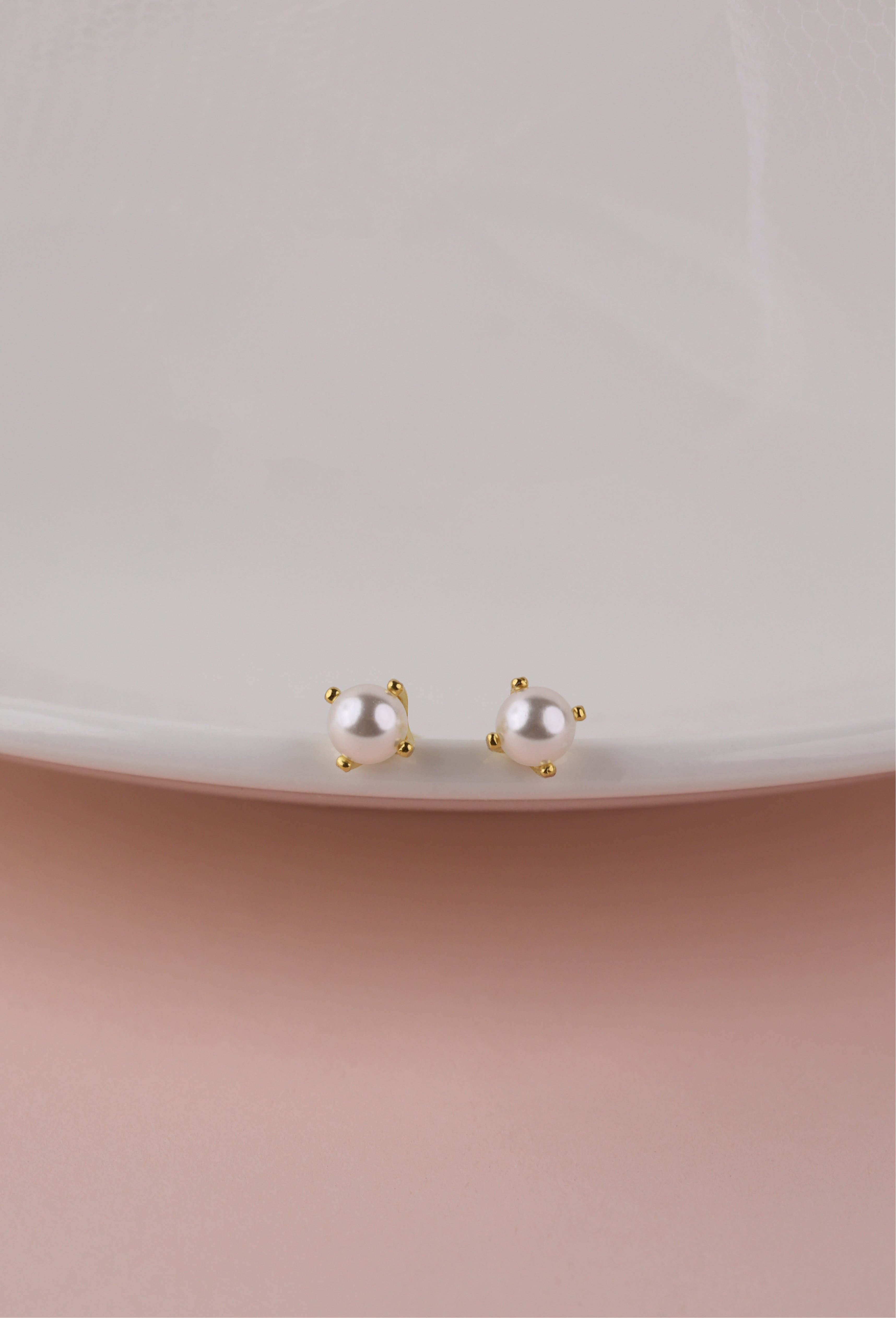 Pearl Stud GOLD Earrings 4mm