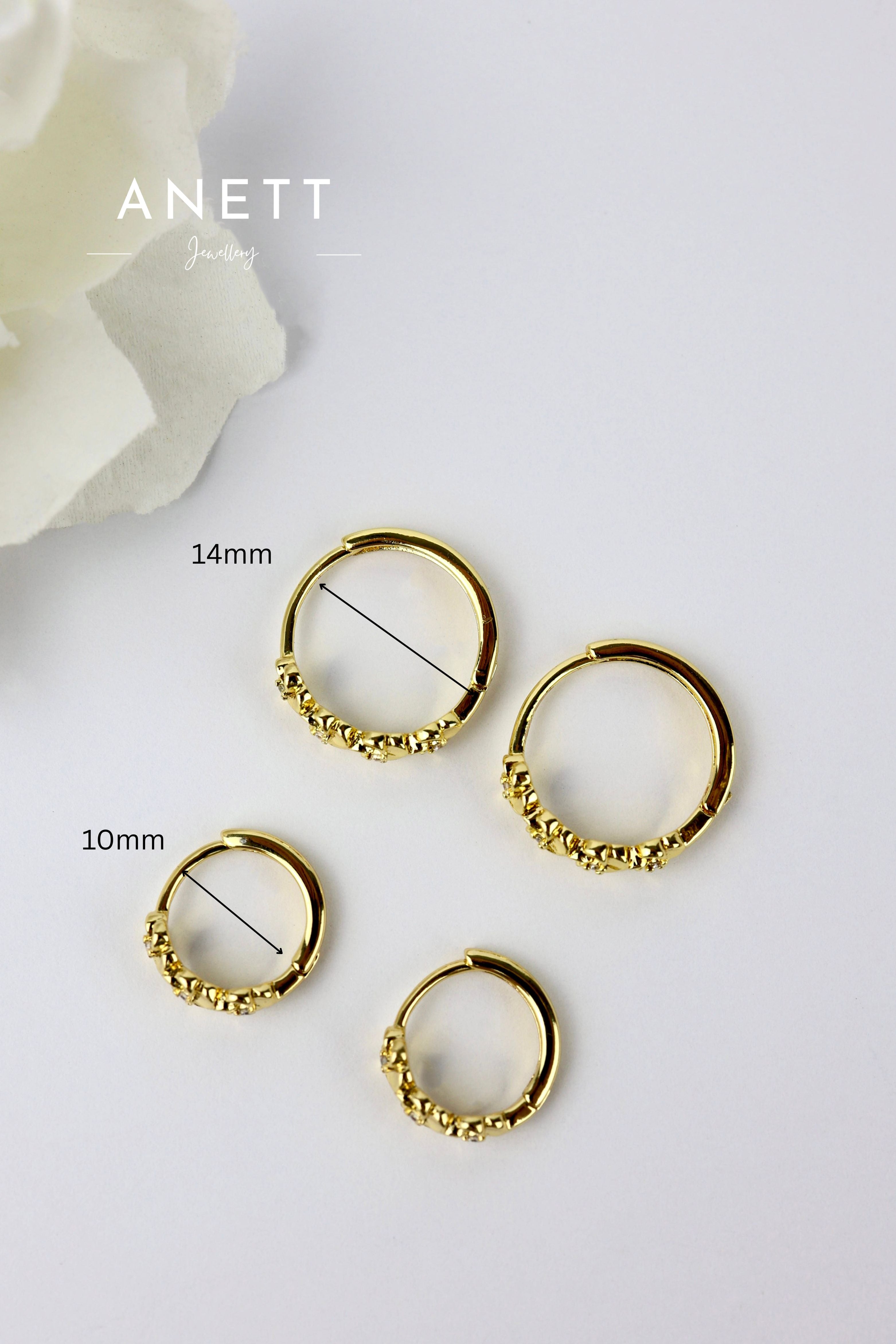 Primrose Flower Huggie Hoop Earrings- Gold