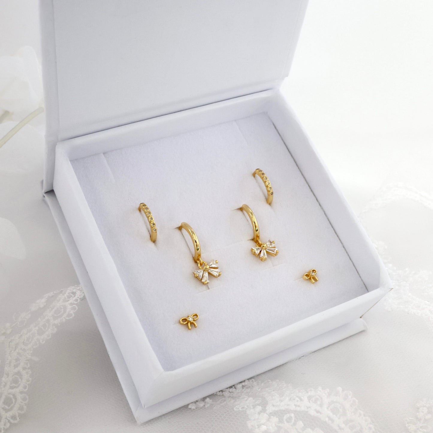 Nabi Bow Dangle Earrings Set Gift Set