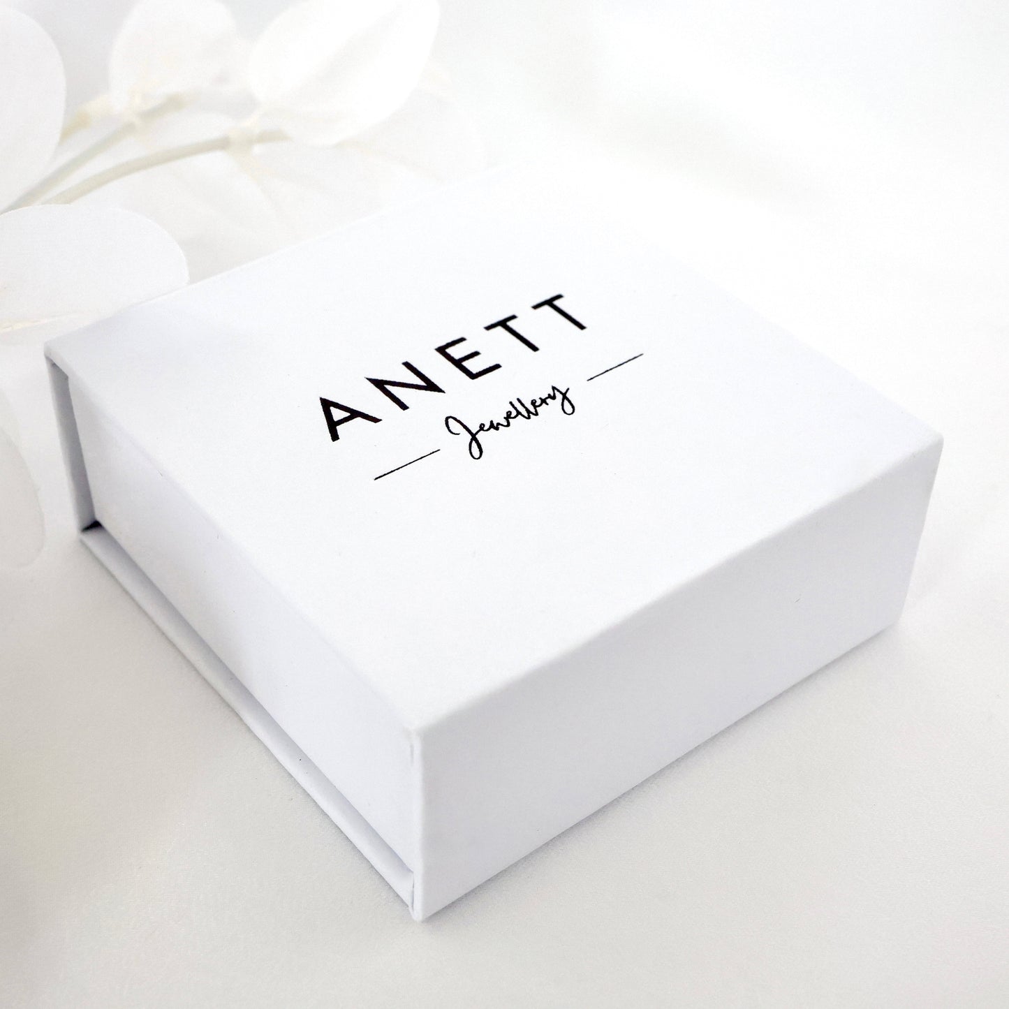 Anett Gift Box