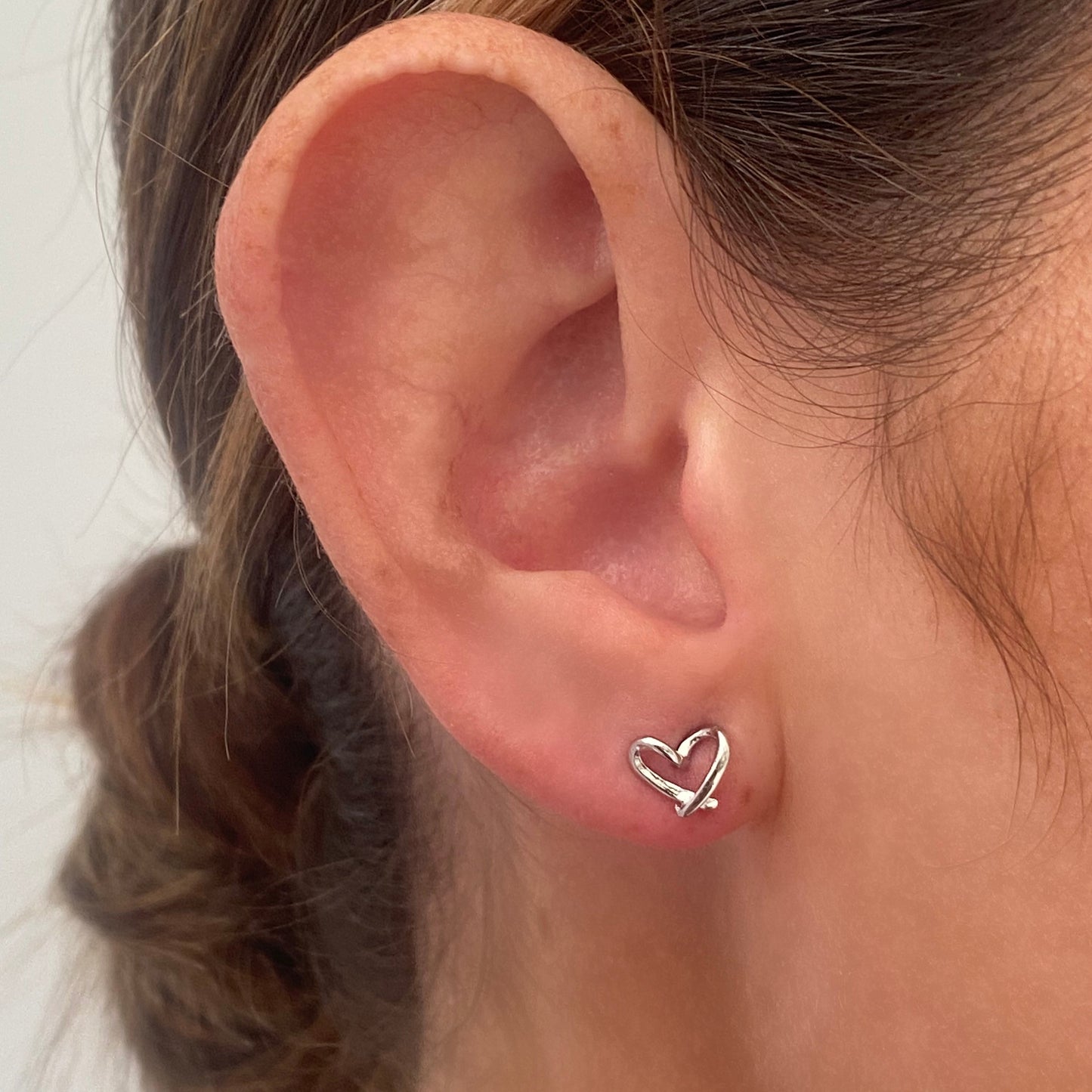 925 Sterling Silver Dainty Love Heart Stud Earrings