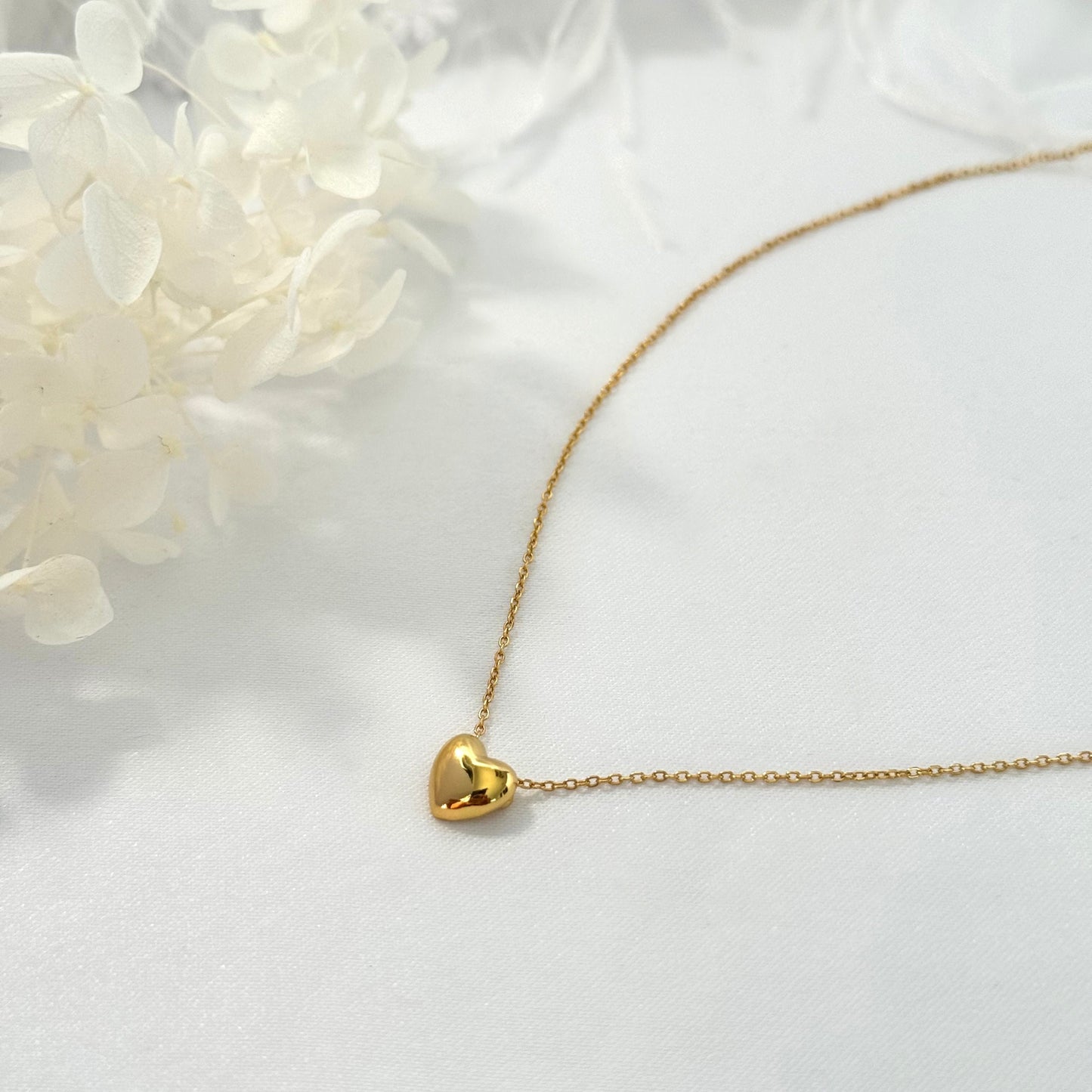 Dainty Love Heart Gold Necklace