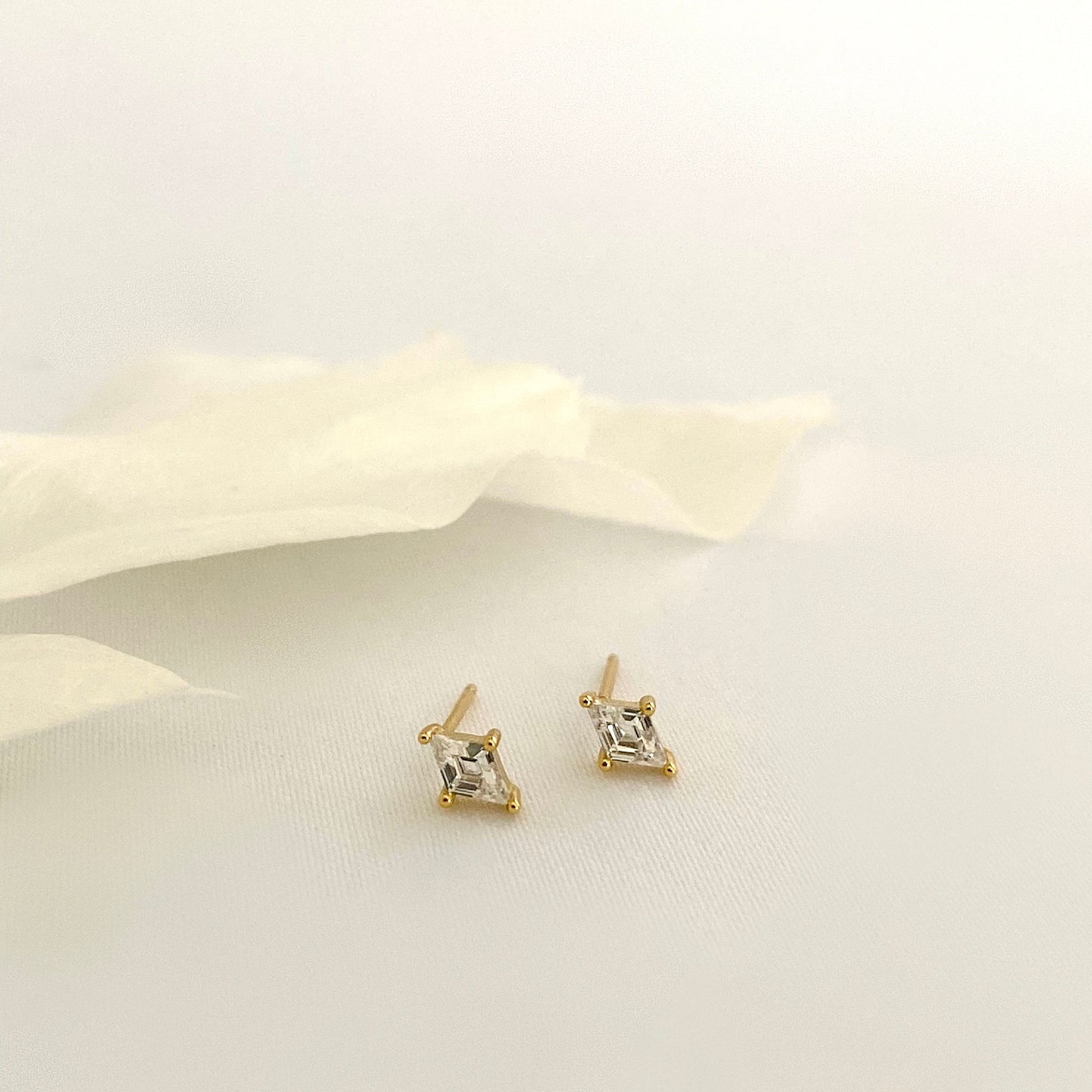 Mia Rhombus Diamond CZ Gold Stud Earring