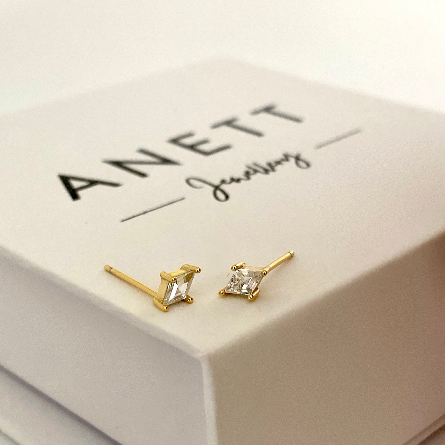 Mia Rhombus Diamond CZ Gold Stud Earring