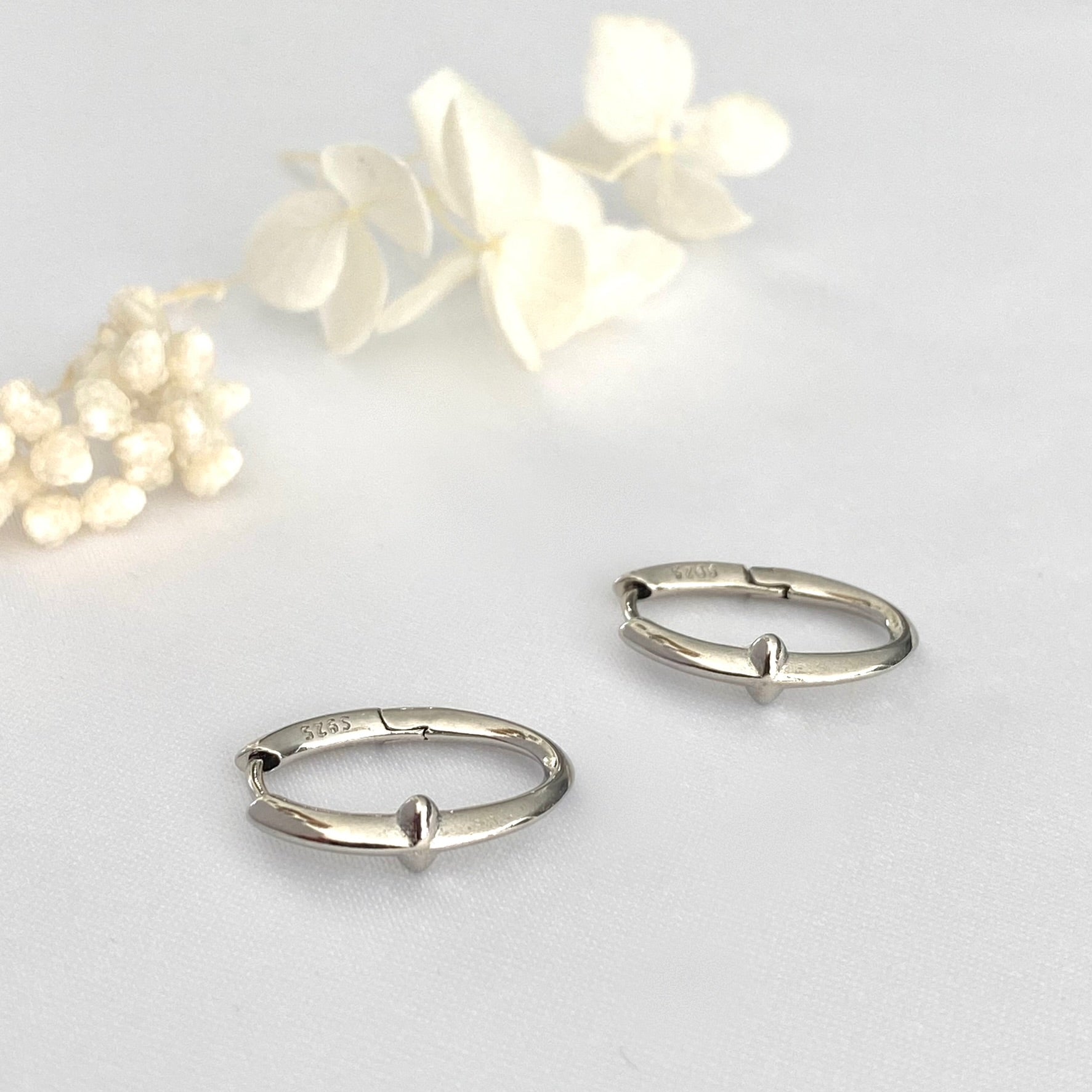 Oval Silver Hoop Earrings, 925 Sterling Silver Hoops, Geometric Silver Hoops, Minimalist Silver Hoops, Simple White Gold Hoops, Classy hoops