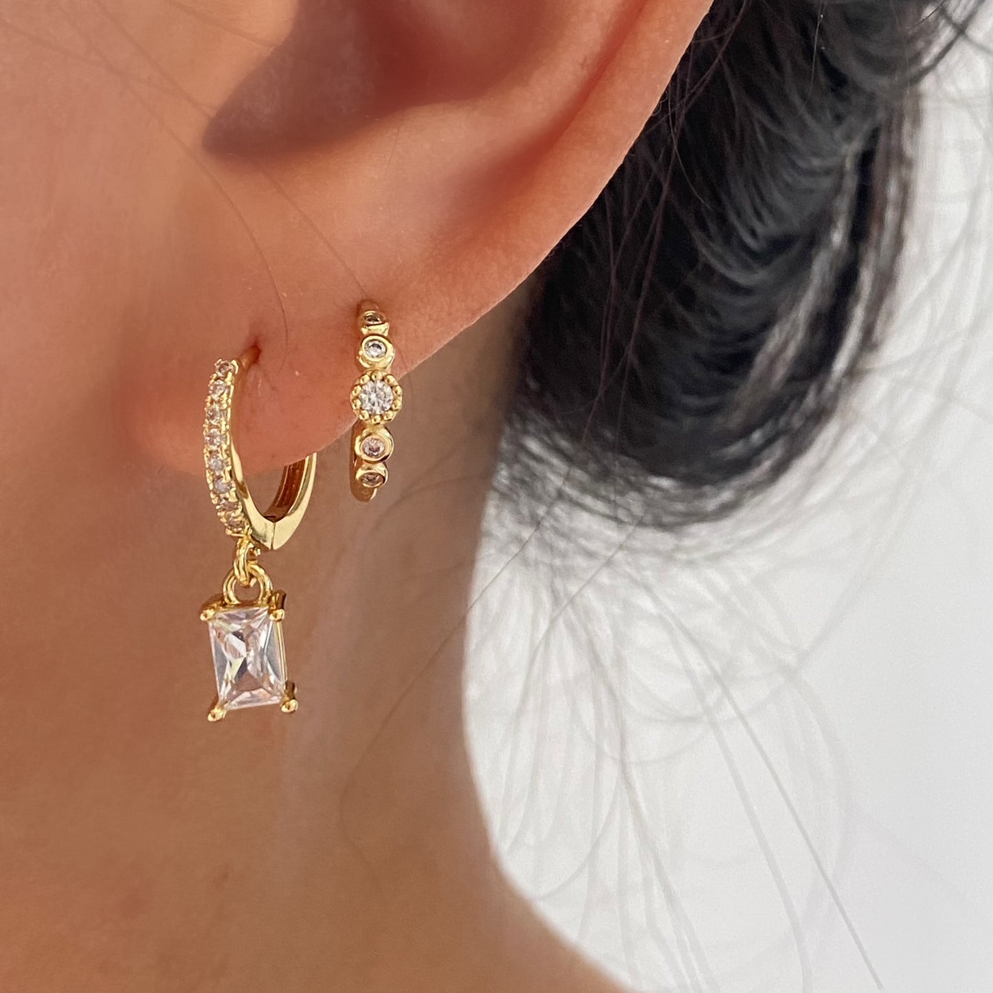 Baguette Dangle Earrings, Minimalist Gold Cubic Drop Earrings, Emerald dangle hoops, Pink Earrings, Square Cubic Drop Earrings
