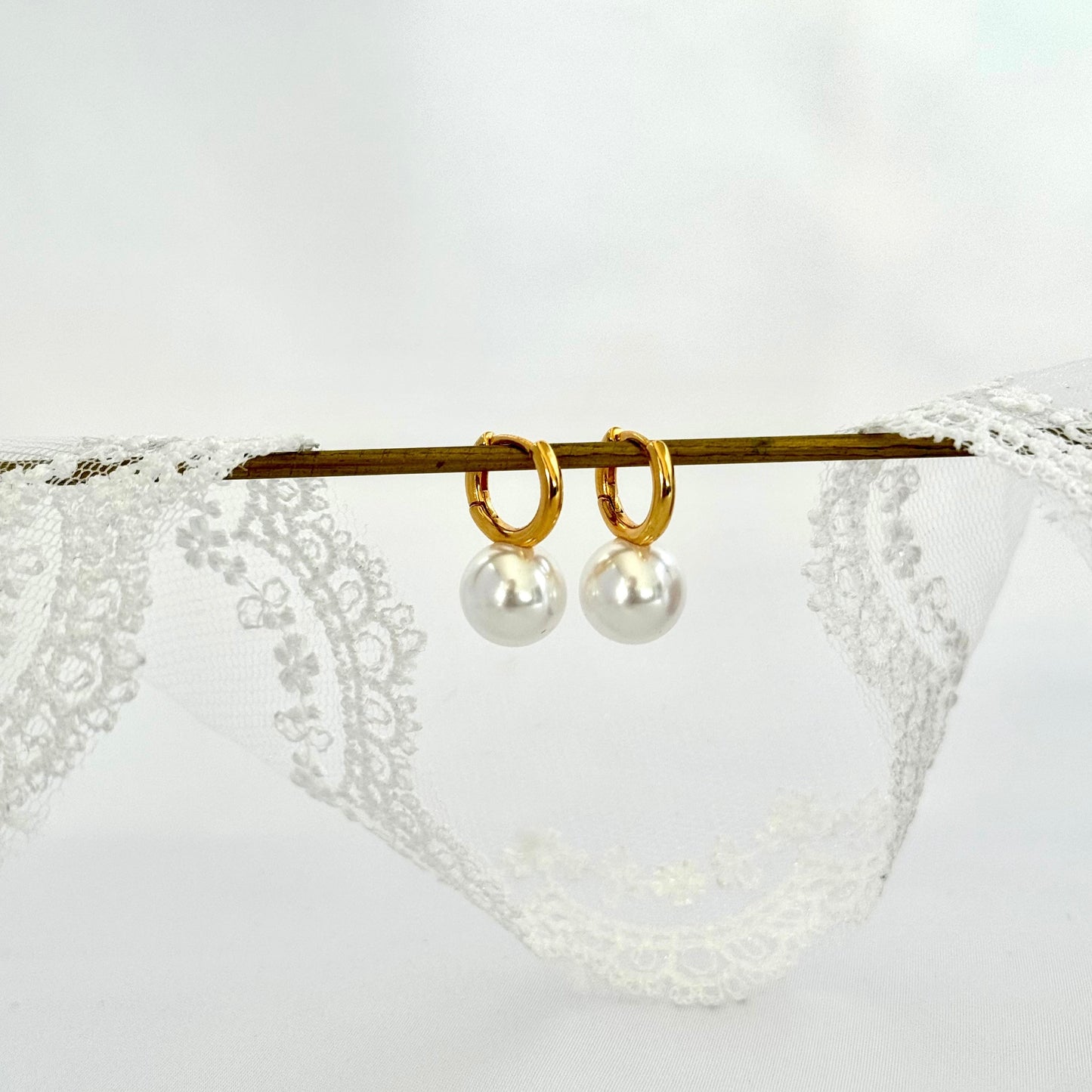 Yura Pearl Hoop Gold Earrings