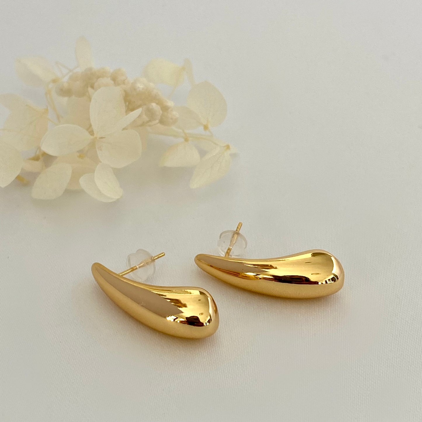 Long Waterdrop Gold Earrings