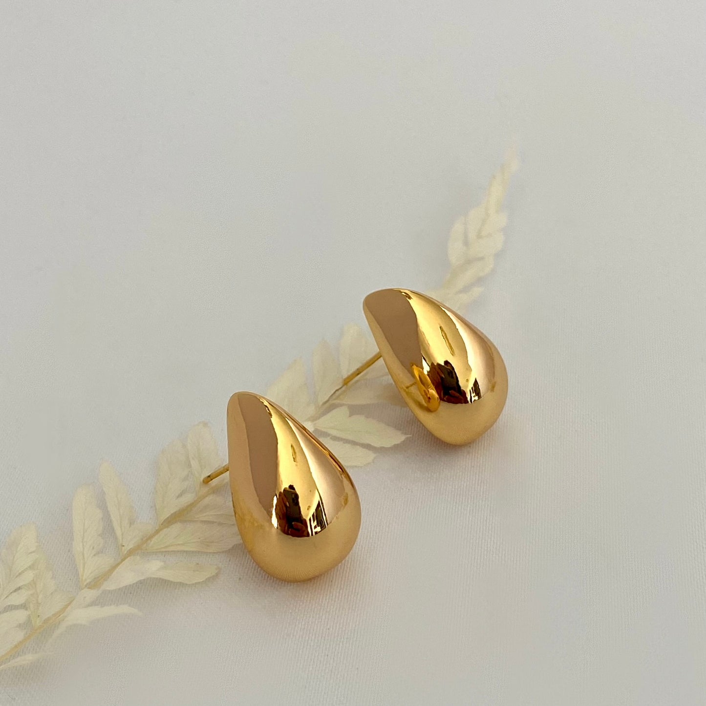 Gold Chunky Waterdrop Earrings