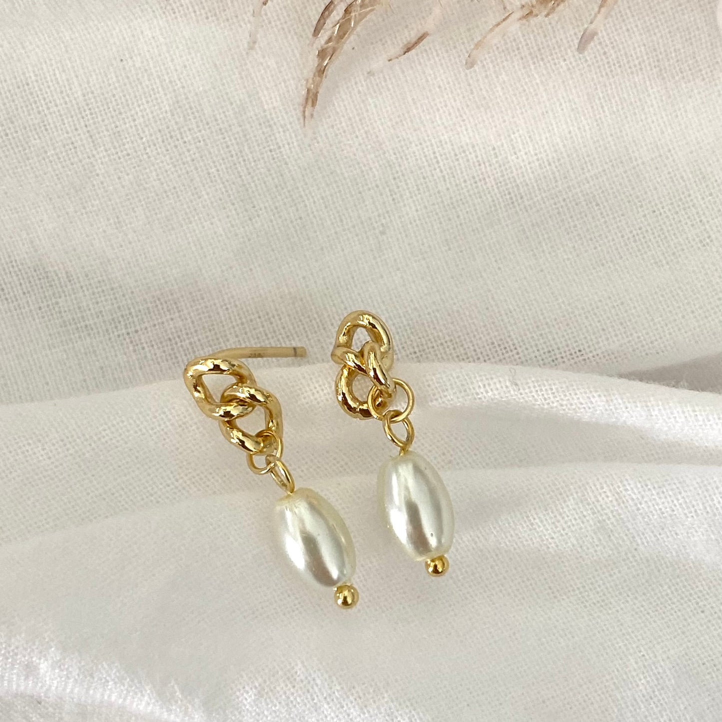 925 Sterling Silver Dainty baroque pearl dangle earrings