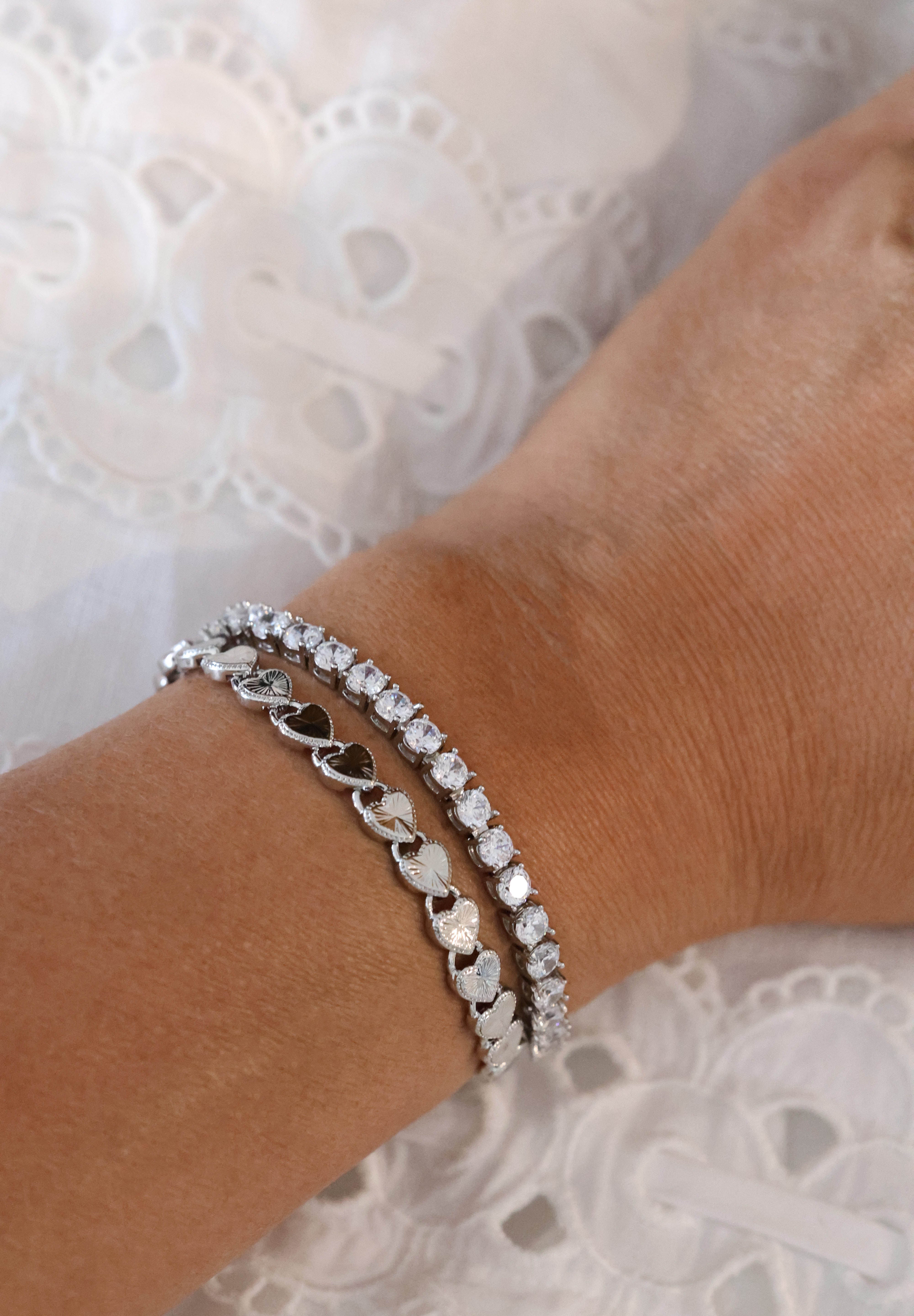 Sarang Love Heart Bracelet SILVER