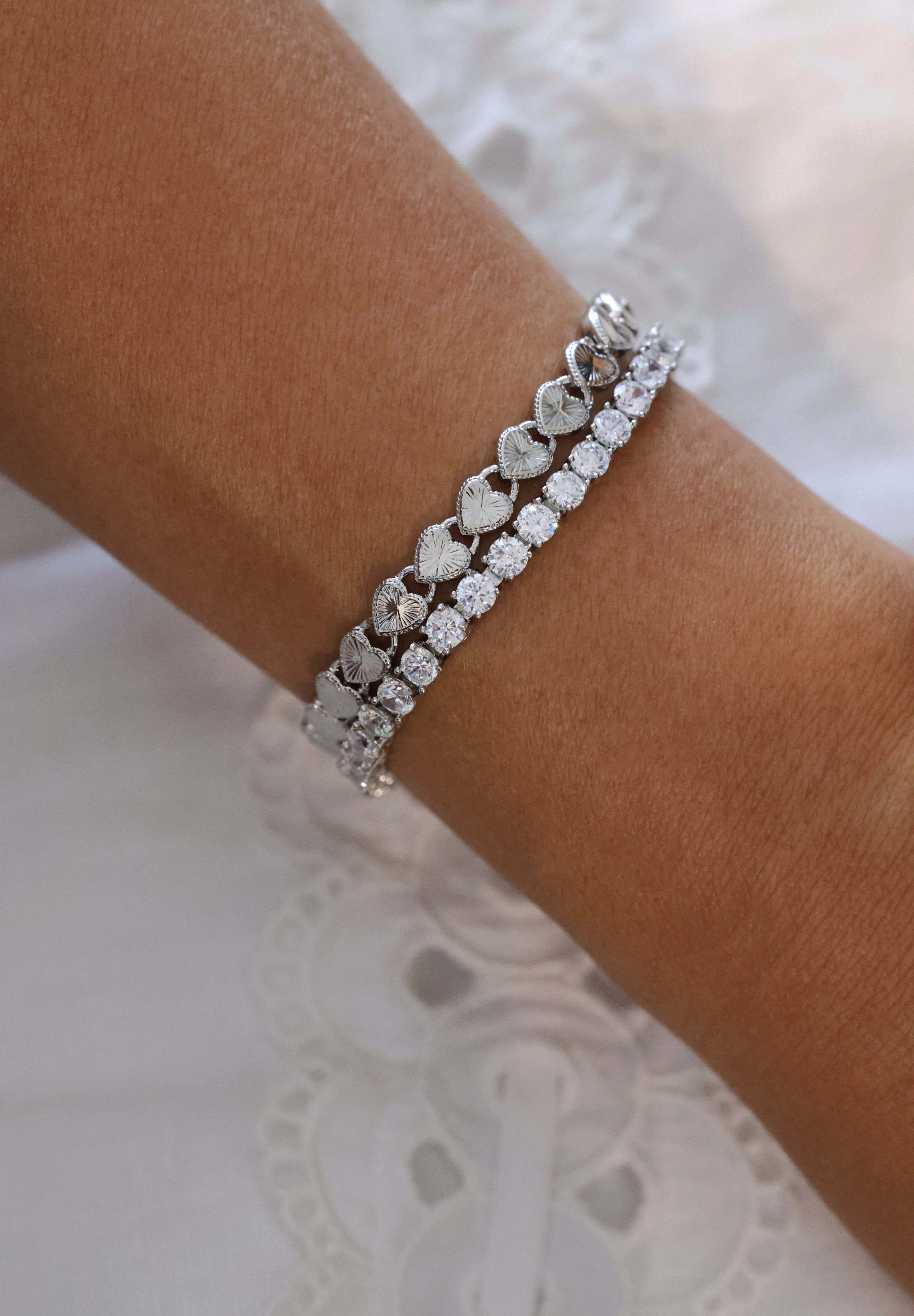 Sarang Love Heart Bracelet SILVER