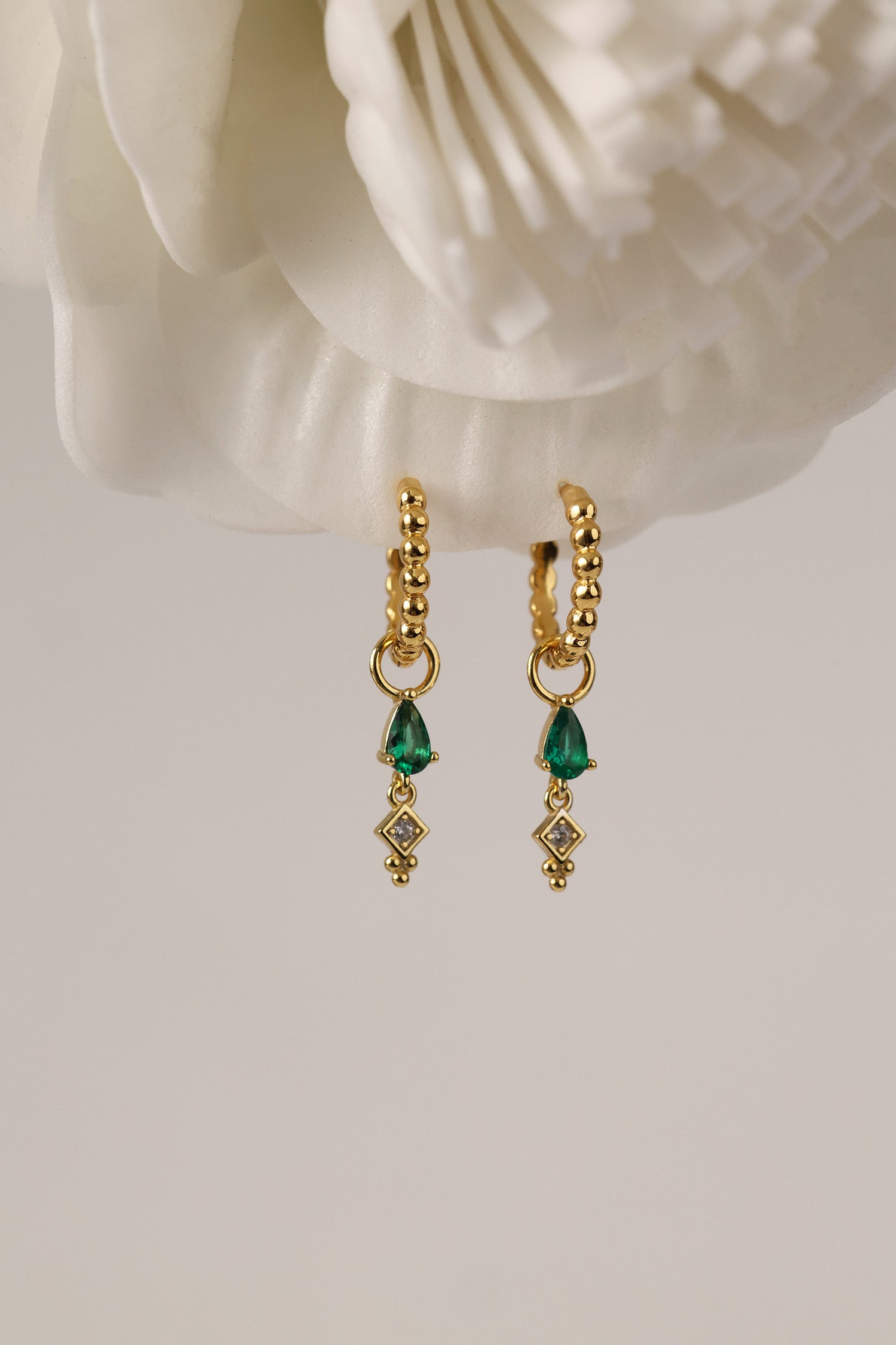 Emerald Green teardrop dangle earrings - sterling silver anett jewellery