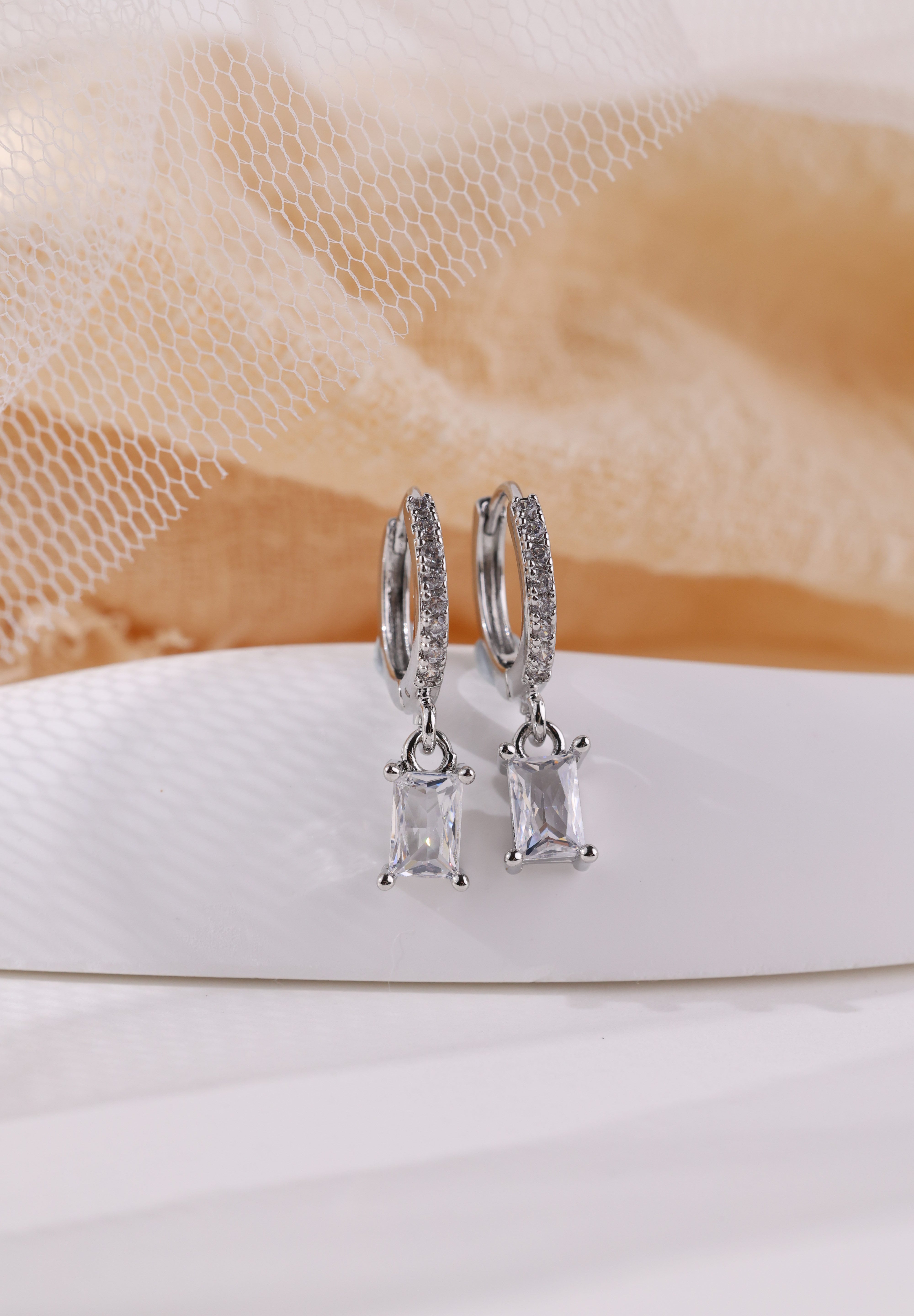 Baguette Dangle Earrings 4mm -Silver