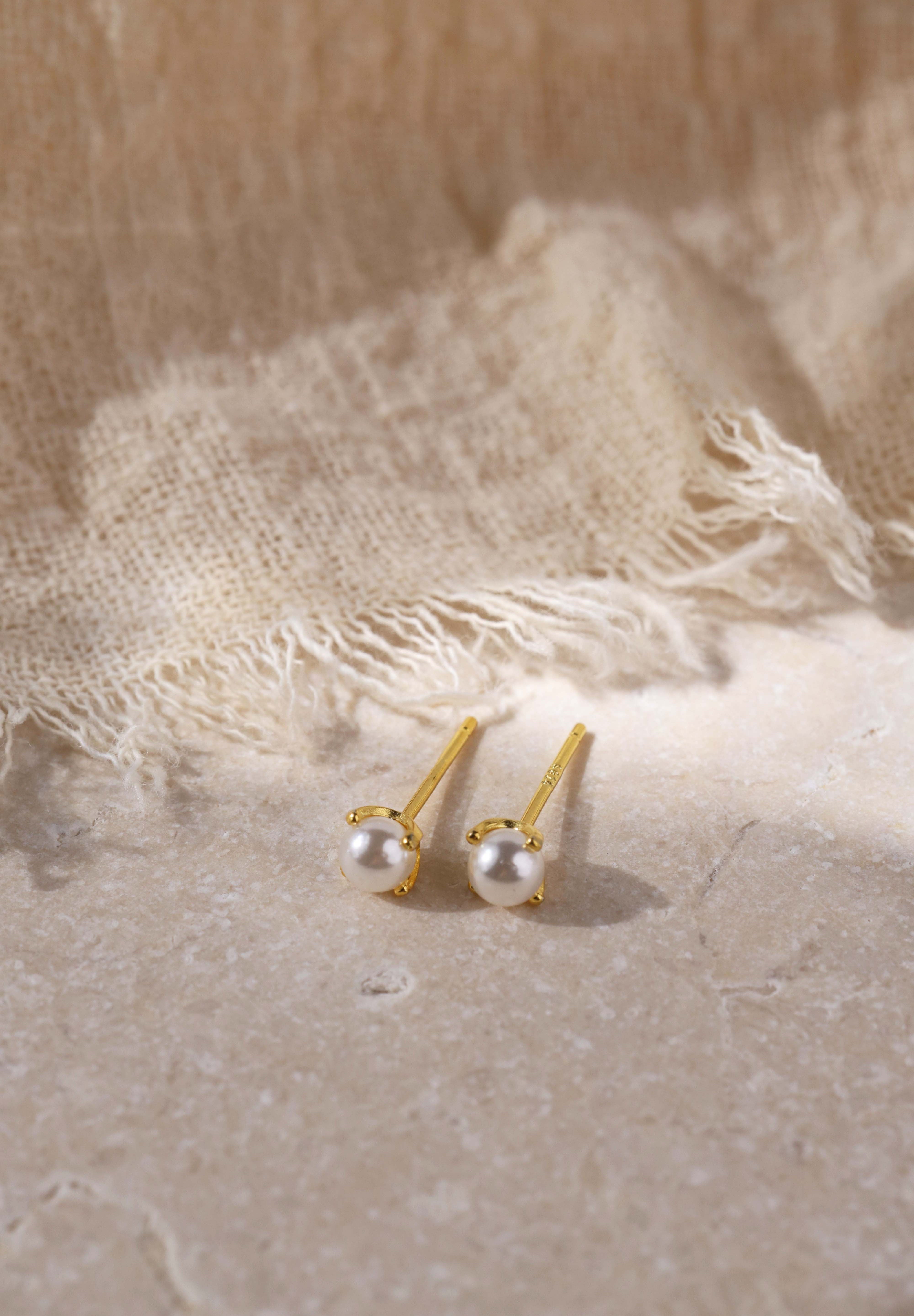 Pearl Stud GOLD Earrings 4mm