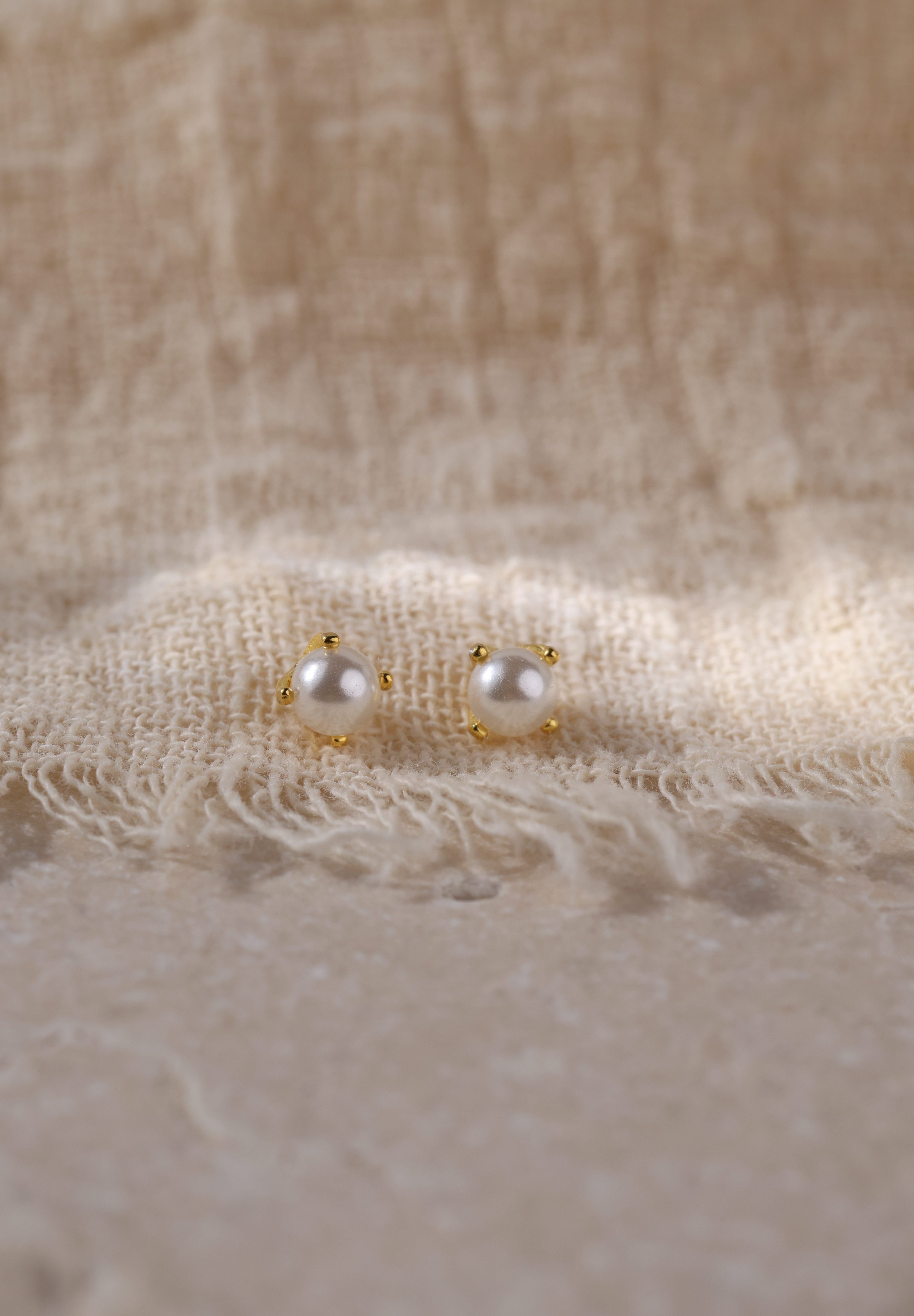 Pearl Stud GOLD Earrings 4mm
