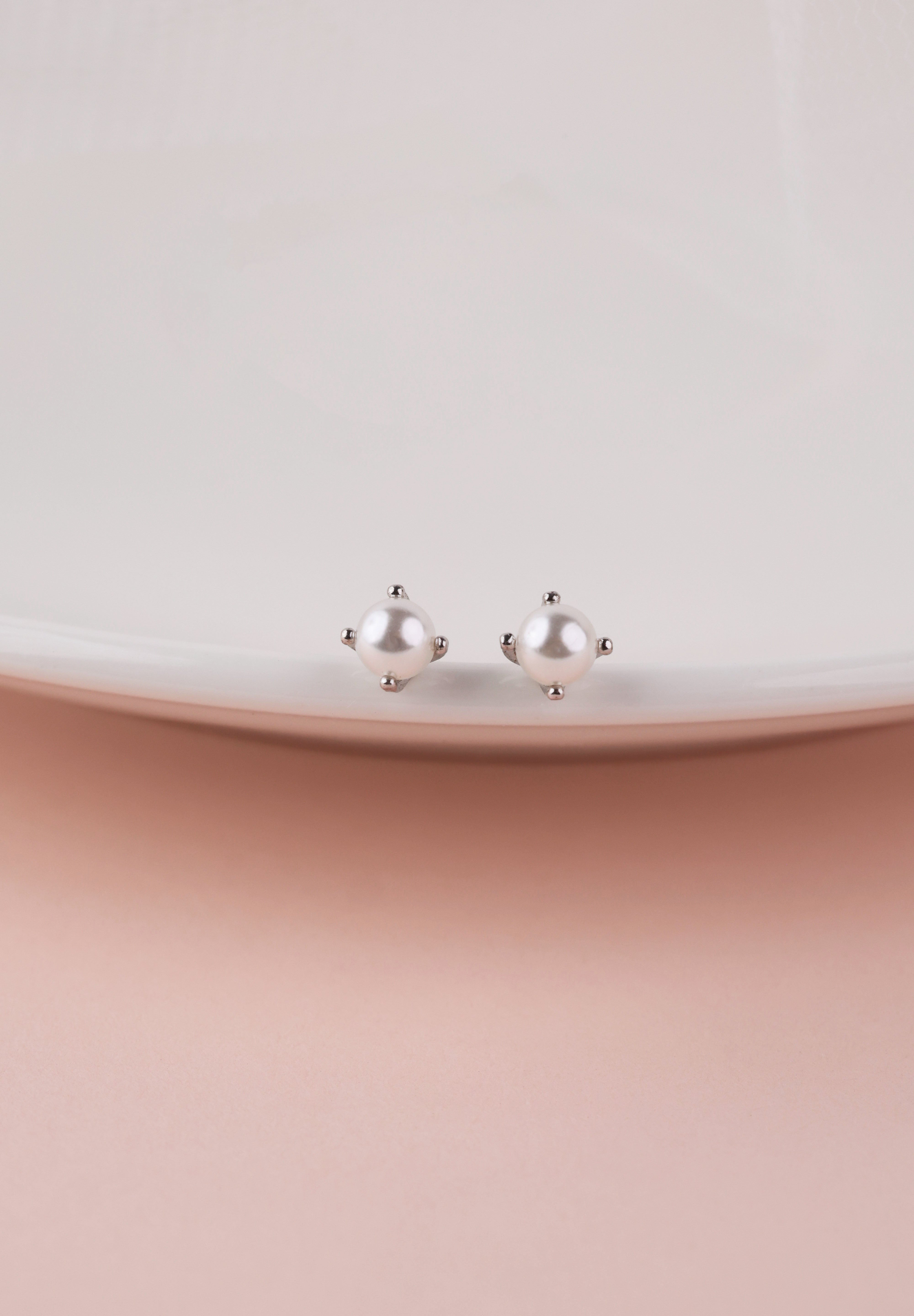 Pearl Stud SILVER Earrings 4mm
