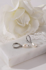 Elsa Fresh Pearl Drop Earrings - Silver