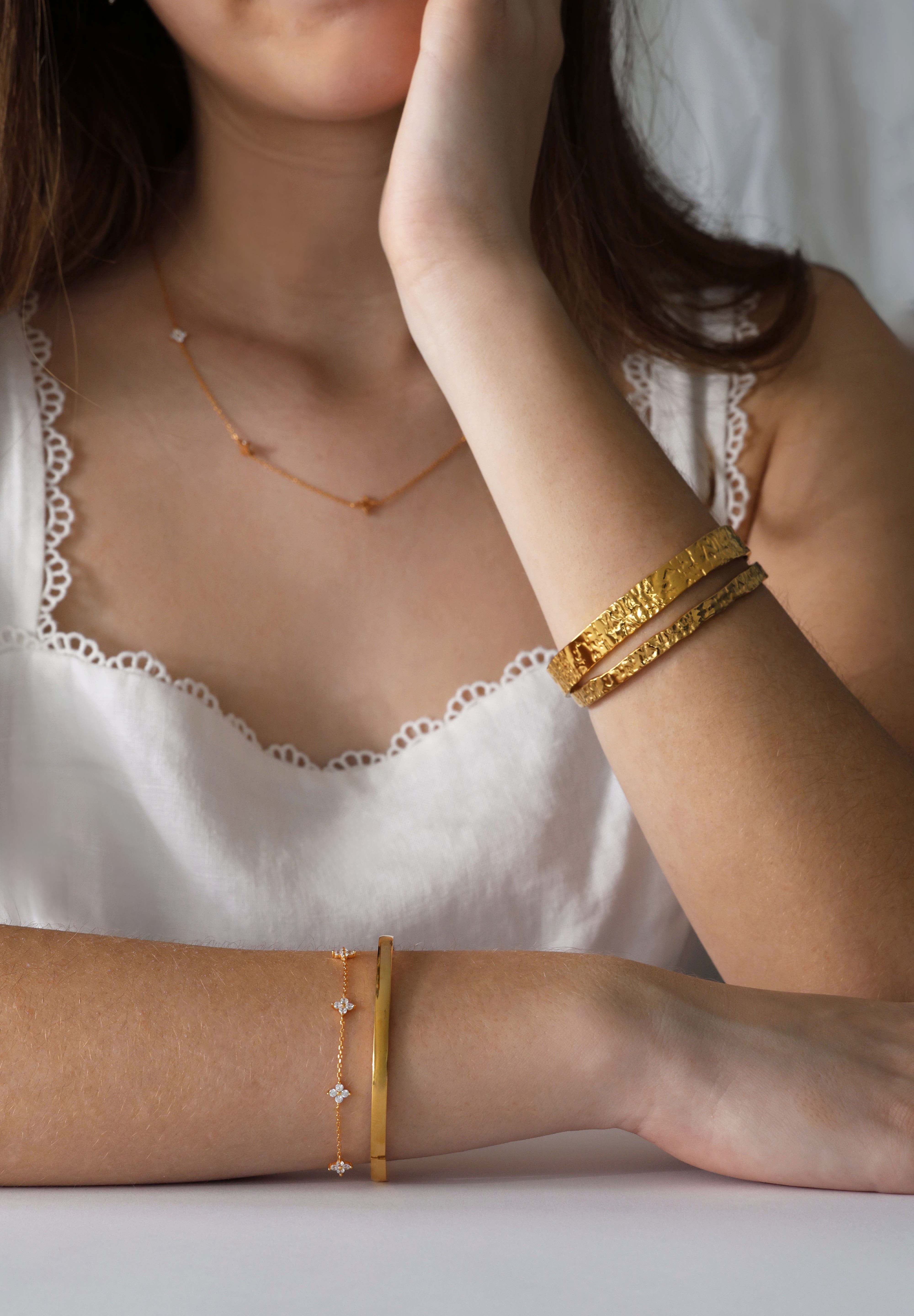 Eldora Hammered Gold Bangle Stainless Steel