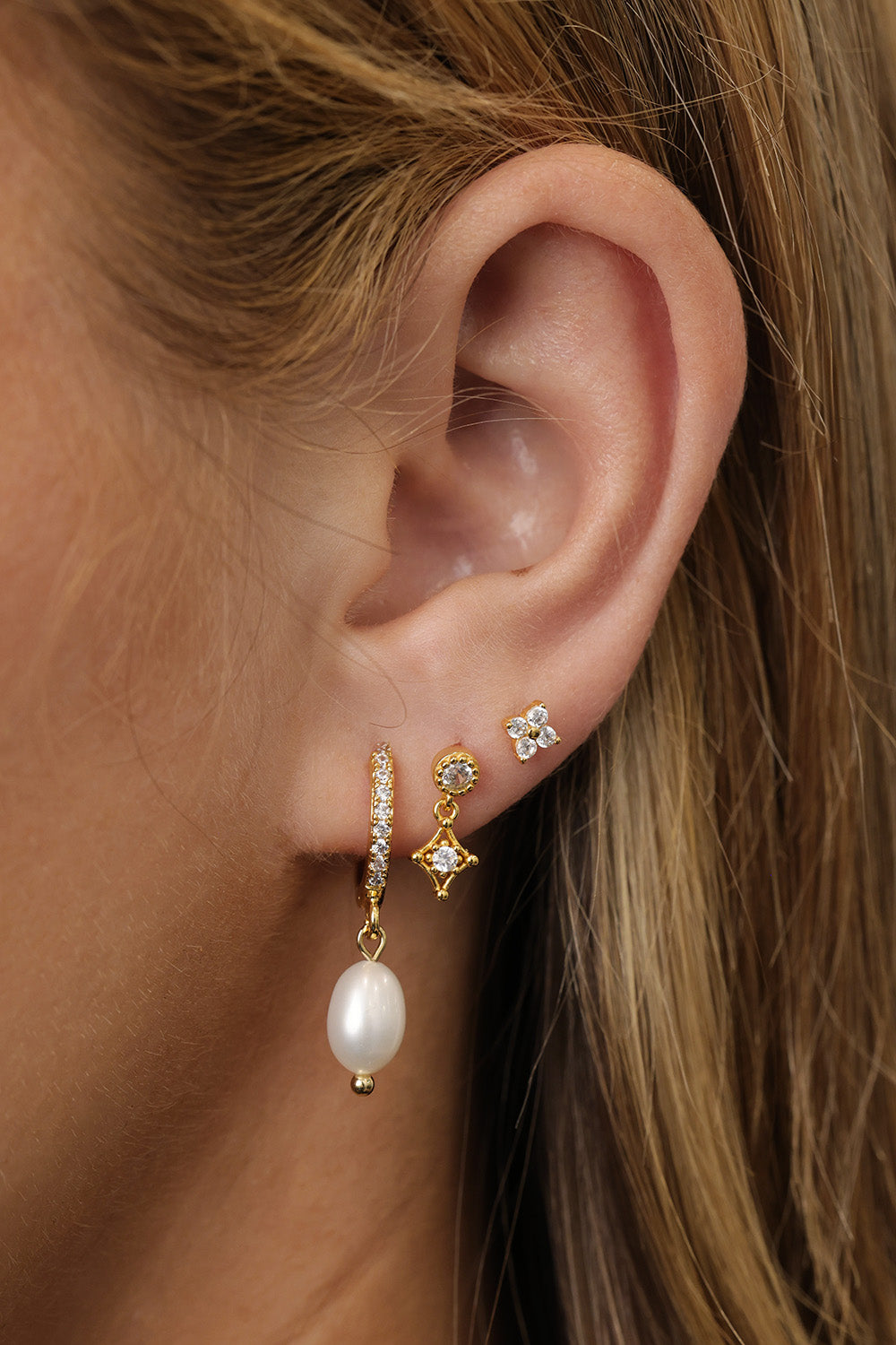 Elsa Bella Earring Stack Gold