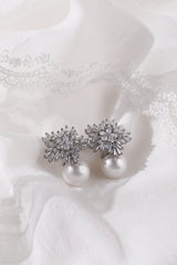 Lunaria Mist Whisper Pearl Earrings White