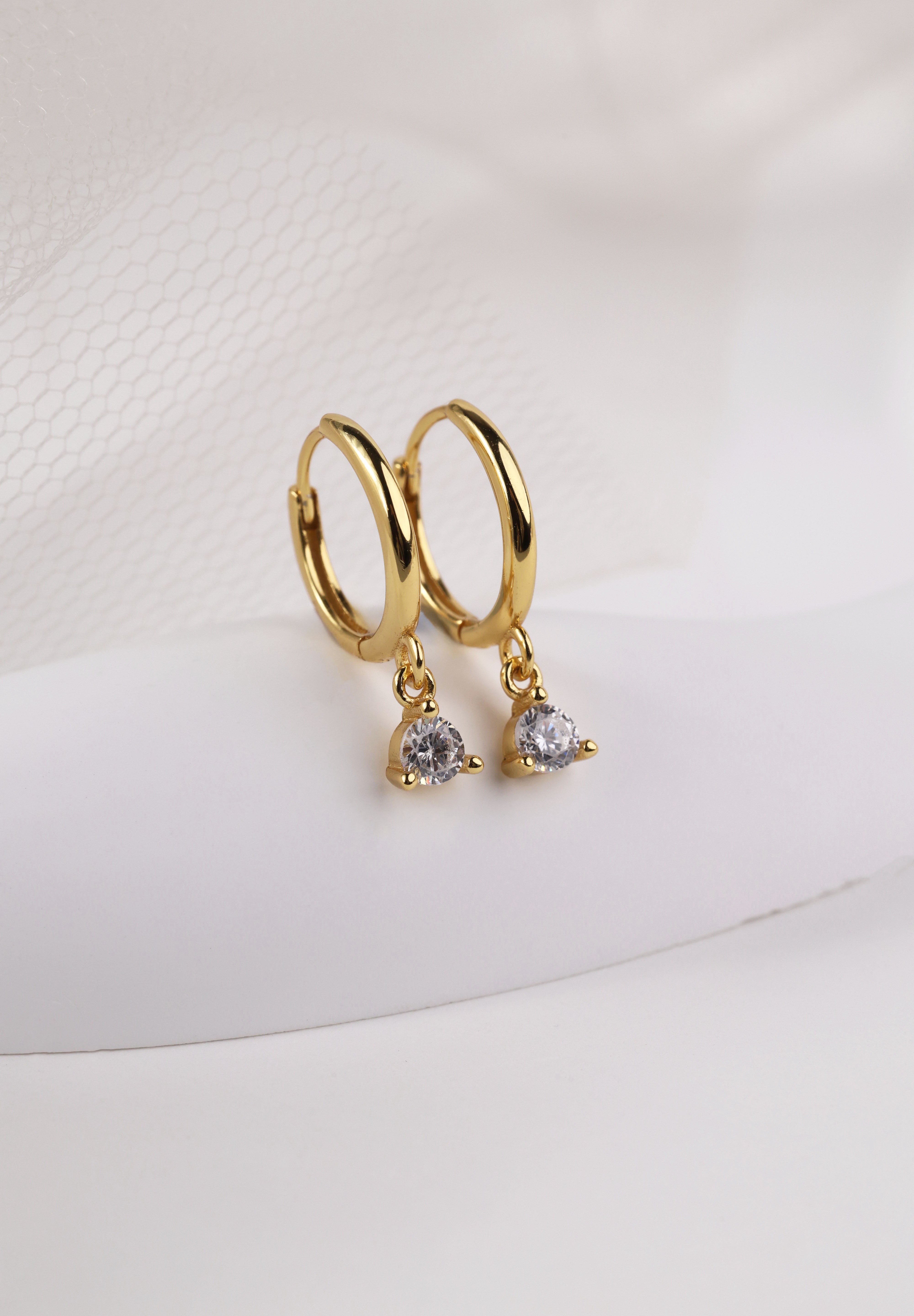 Julie Gold Earrings A. Dangle