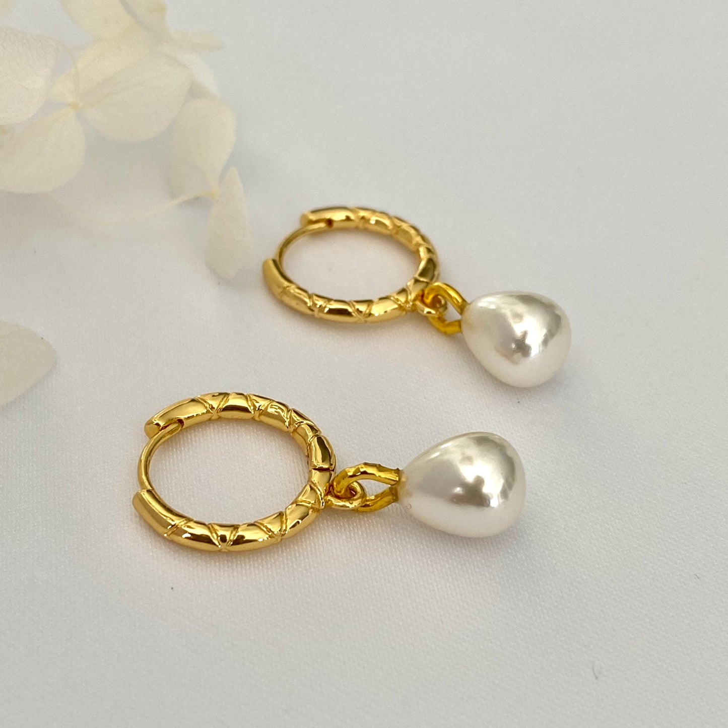 Baroque Pearl Drop Dangle Earrings with Snakeskin Patterned Gold Hoops
