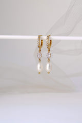 Margot Fresh Pearl Drop Earrings