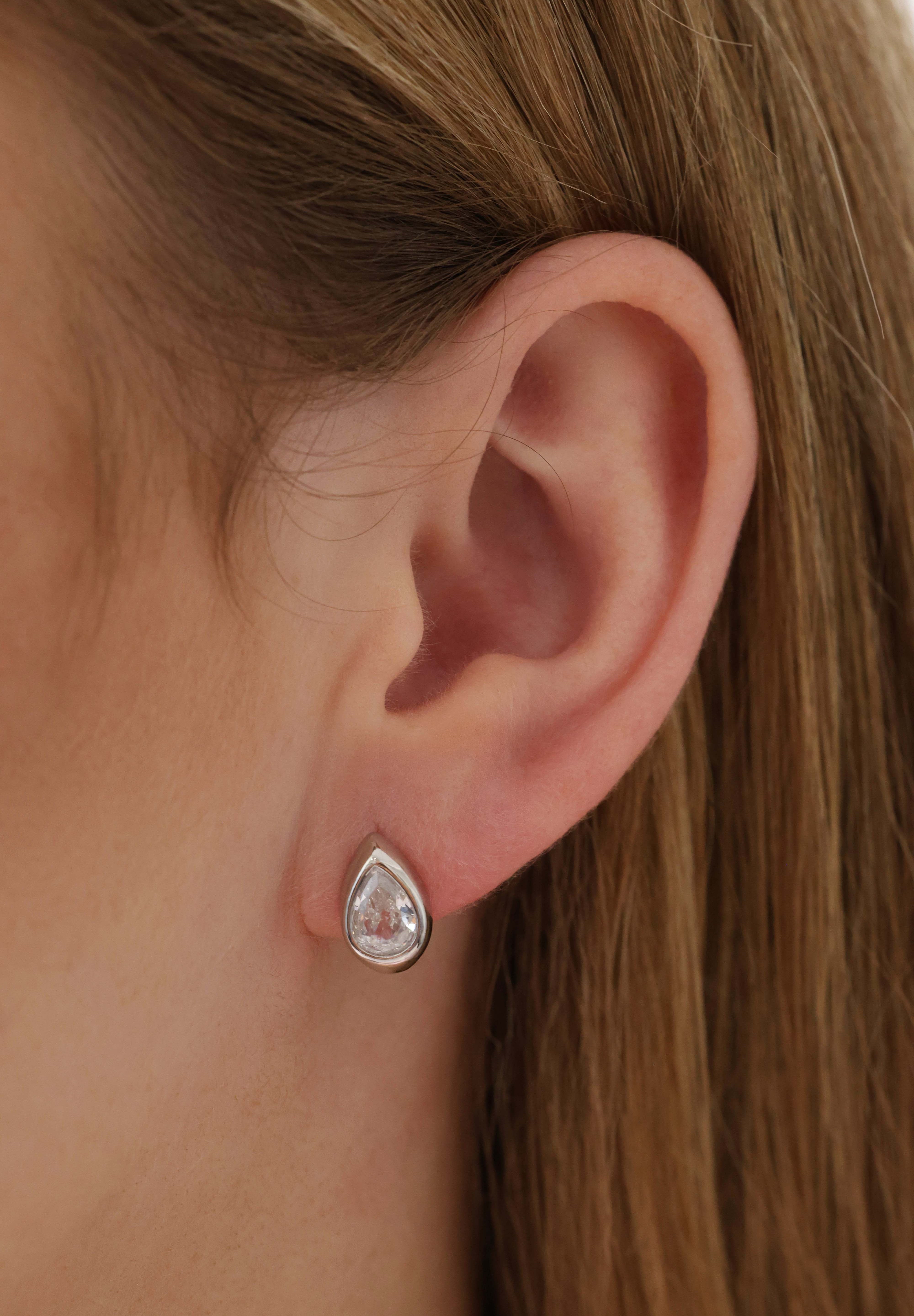 Zora Stud Earrings