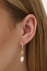 Margot Fresh Pearl Drop Earrings
