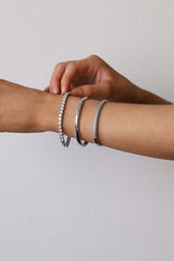 Liora & Starveil Oval Bangles Silver