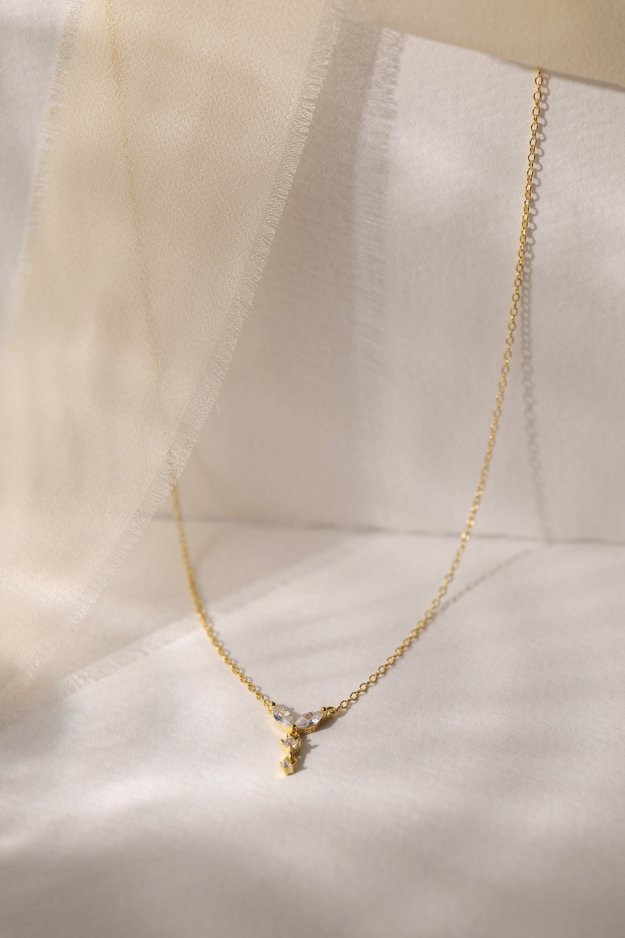 Crystal pendant dainty necklace in 18k gold-plated sterling silver with teardrop cubic zirconia, elegant and hypoallergenic design