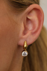 Thea Solitaire Drop Earrings Gold – Waterproof Stainless Steel