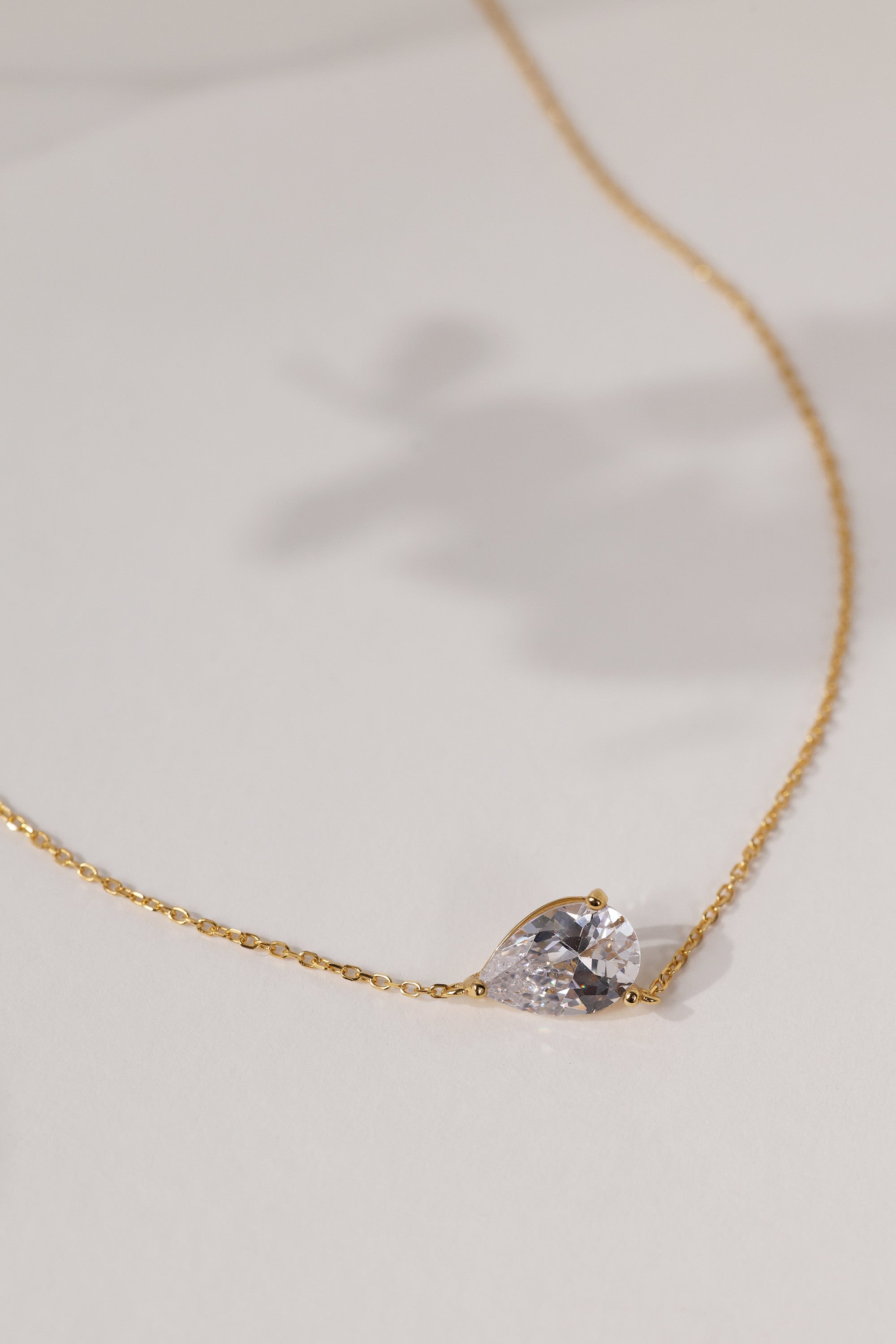 Adamas East West Pear Necklace Gold – Sterling Silver