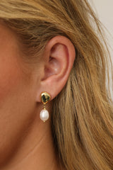 Vivienne pearl drop stud earrings in 18k gold plate with an 8-9mm freshwater pearl