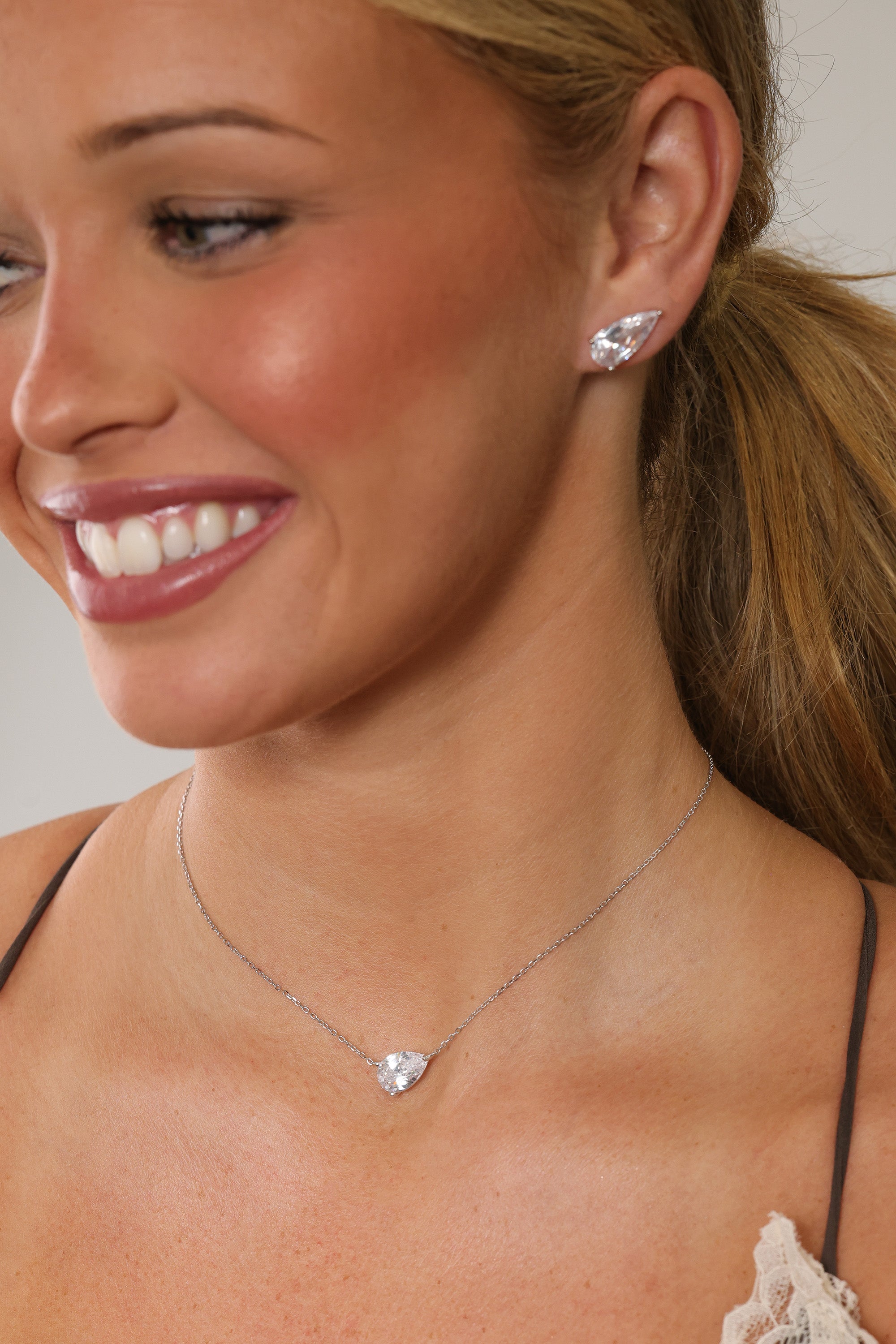 Adamas Pear 4 Carat Stud Silver Earrings – Sterling Silver