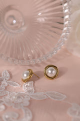 Gold and silver stainless steel pearl stud earrings 