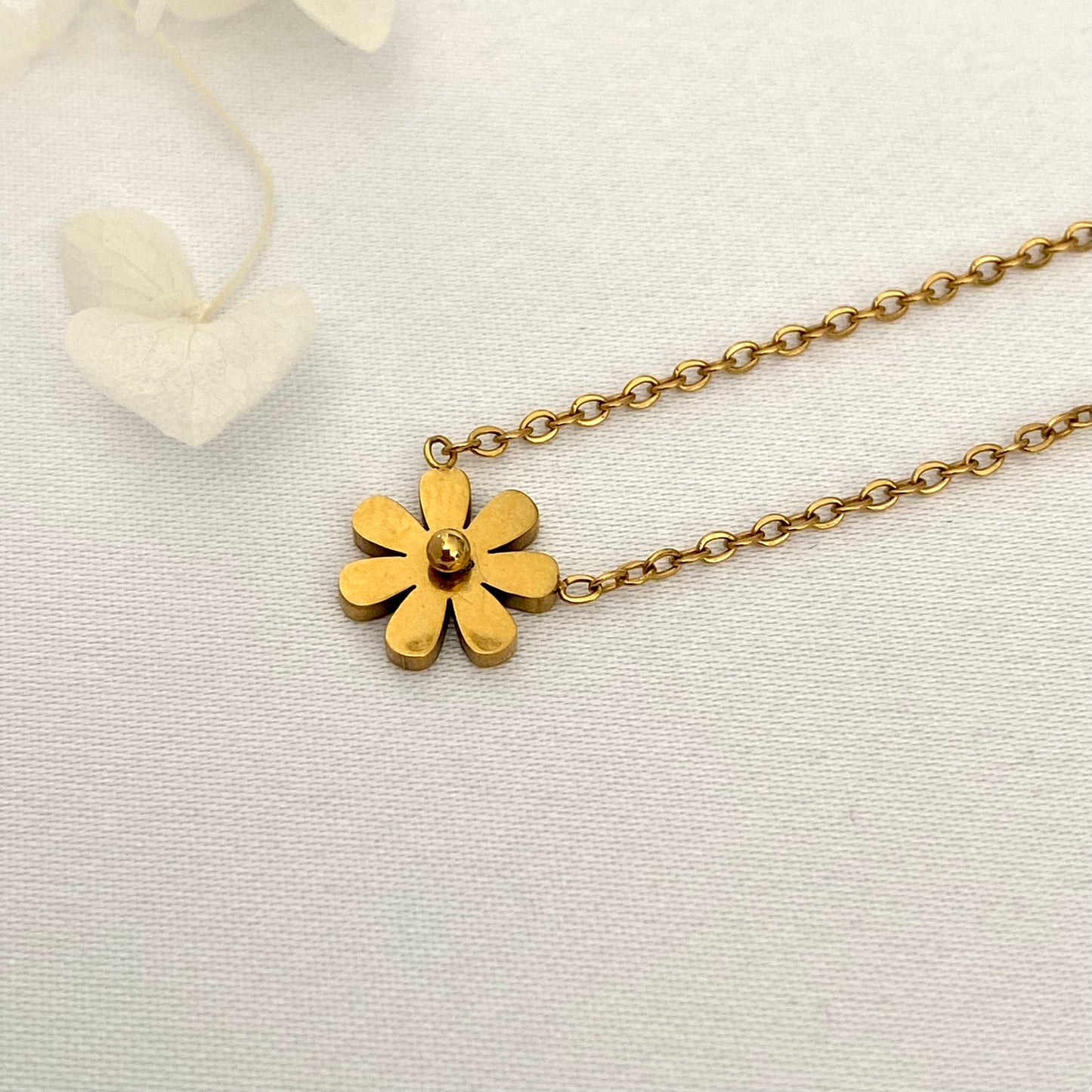 Daisy Stainless Steel Gold Necklace
