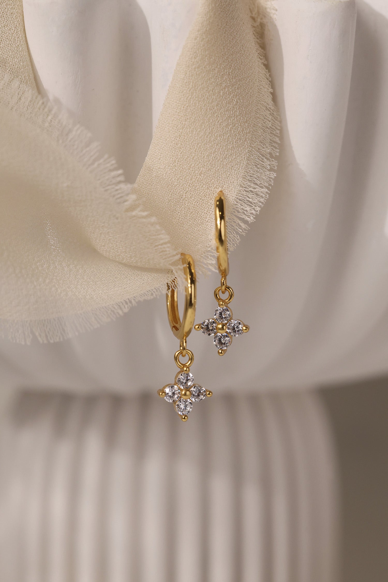 4 Clover Dangle Earrings GOLD