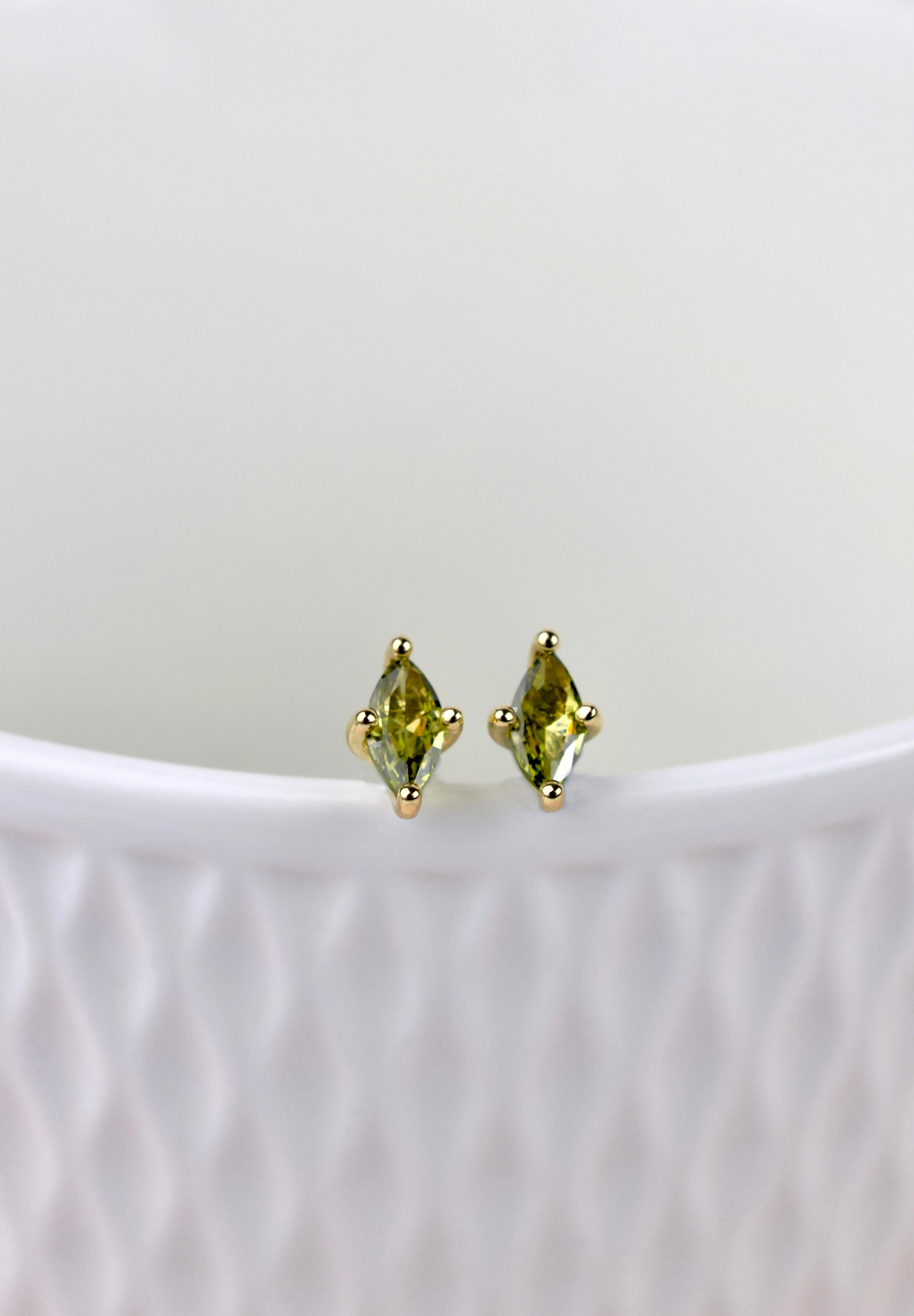 Tuni Marquise-Cut Peridot Stud Earrings- Sterling Silver