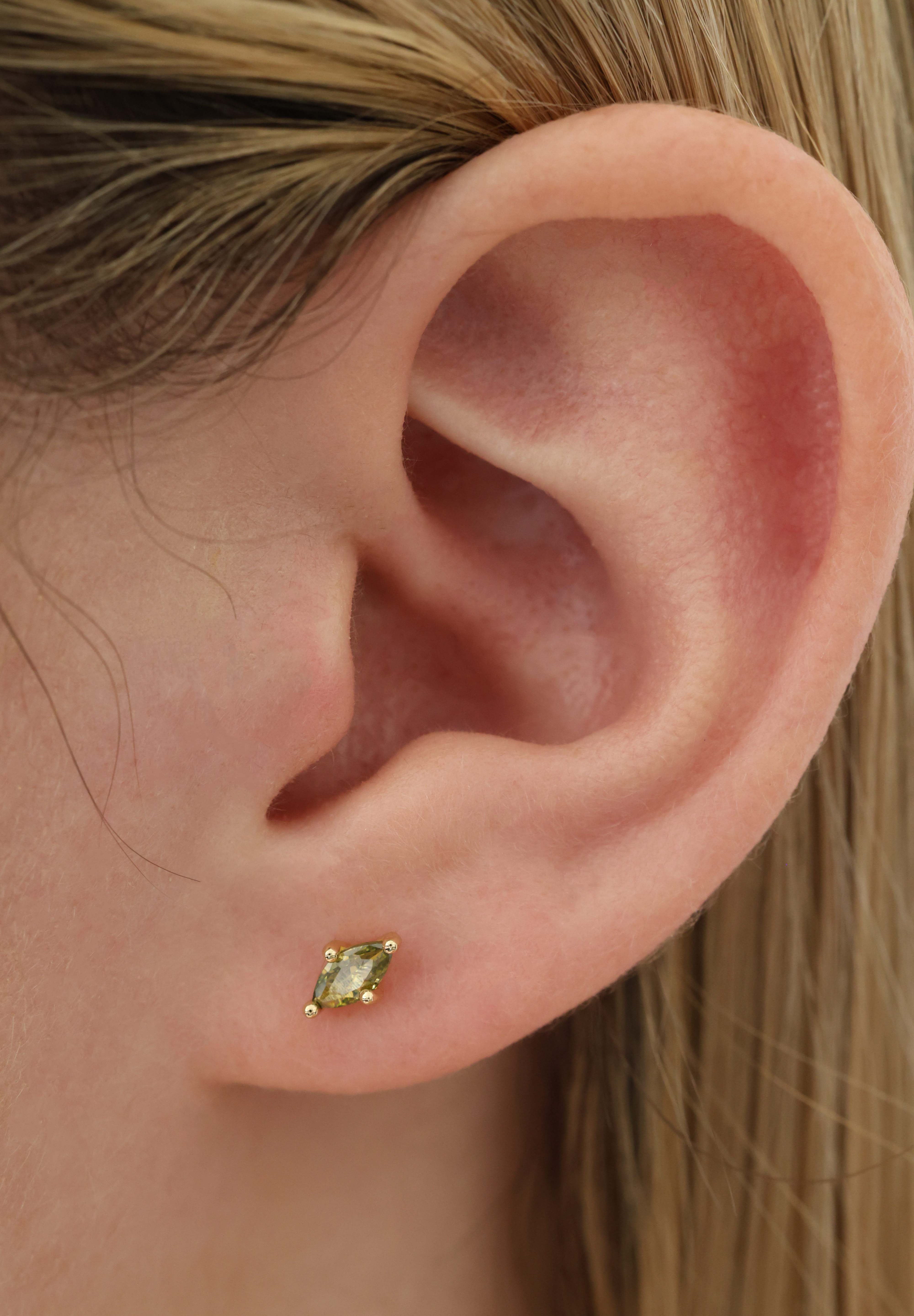 Tuni Marquise-Cut Peridot Stud Earrings- Sterling Silver