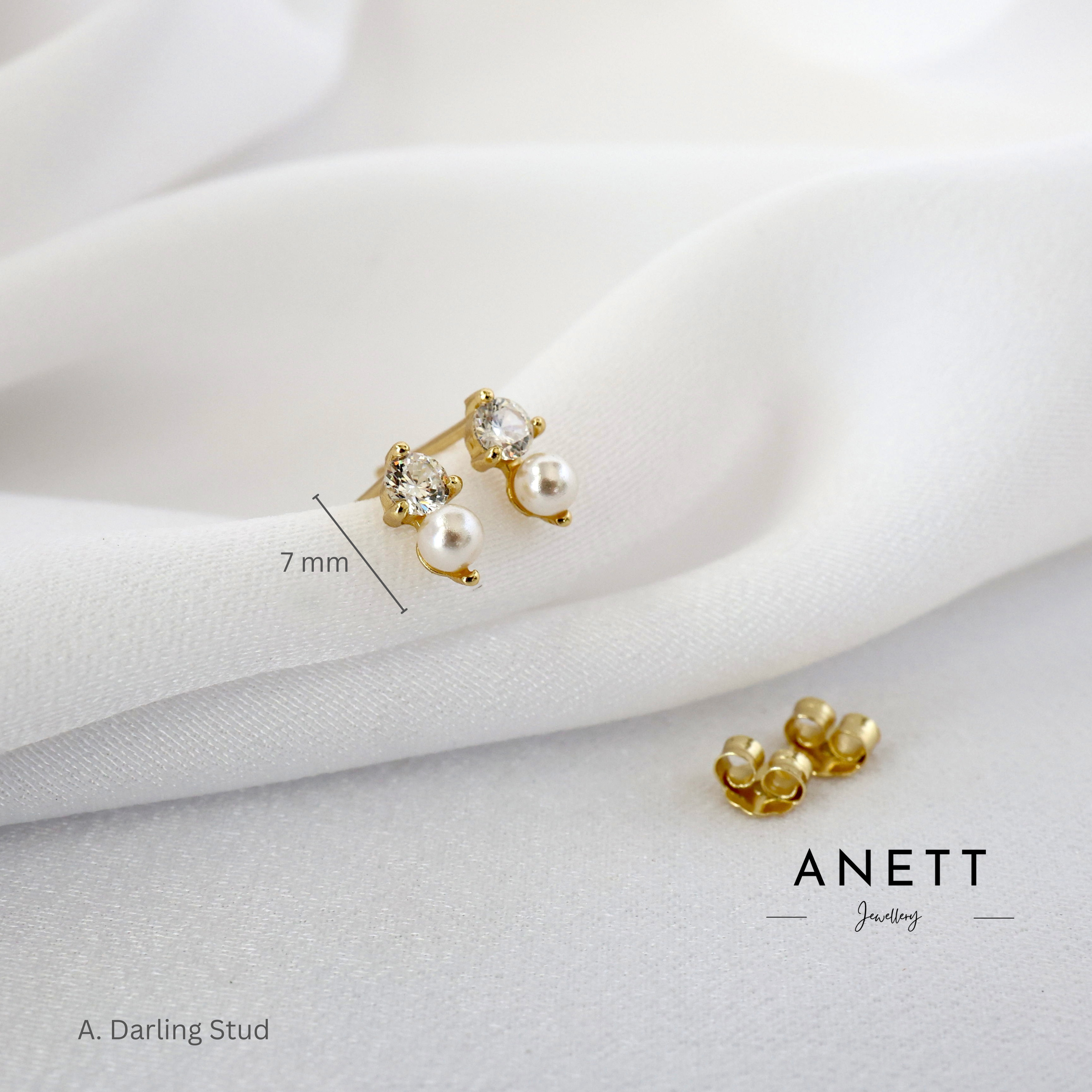 Darling Stud Earrings