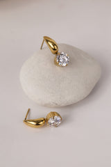 Thea Solitaire Drop Earrings Gold – Waterproof Stainless Steel